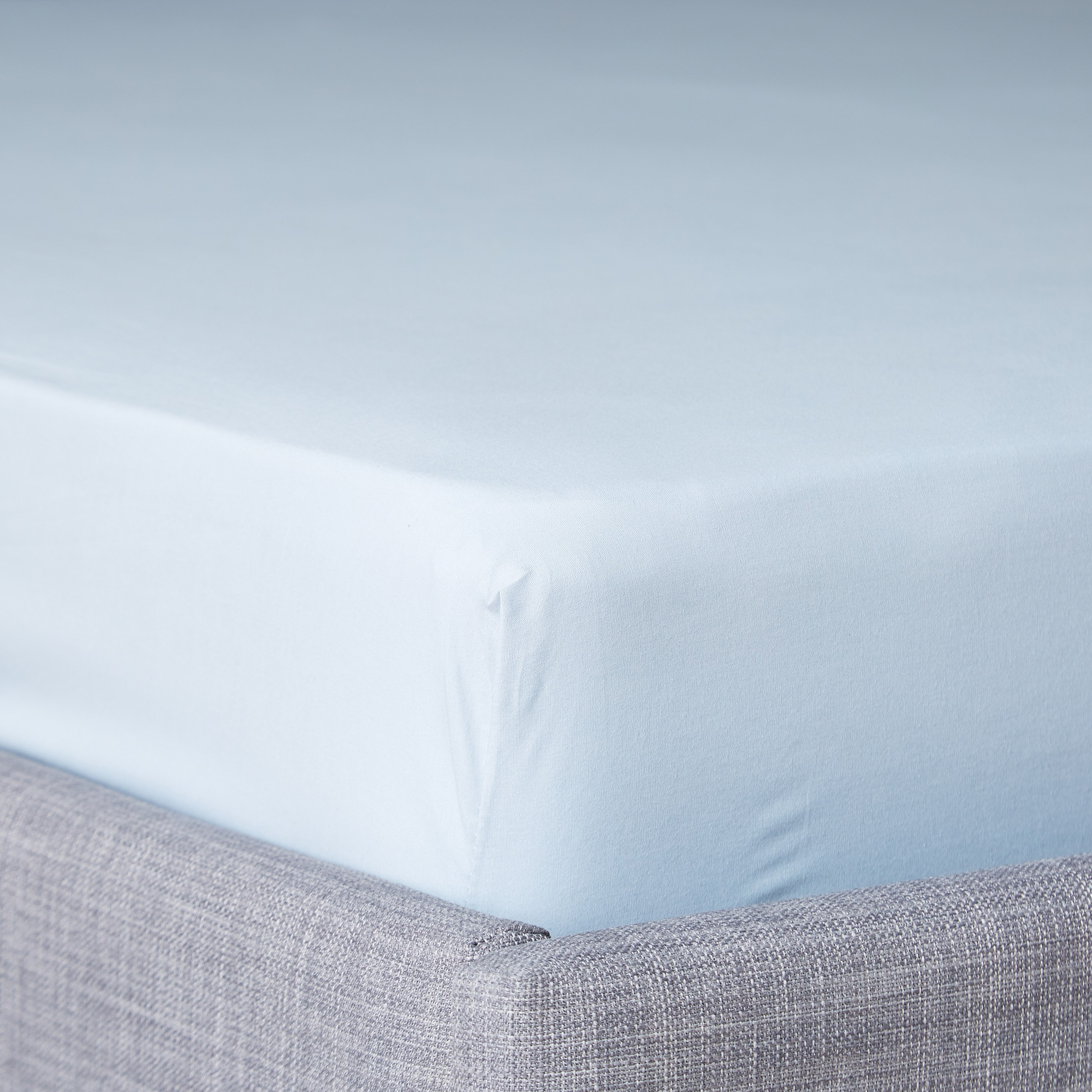Essential Solid Cotton King Fitted Sheet - 180x210 cm-hbxhomeware-hbxbedroom-image-3