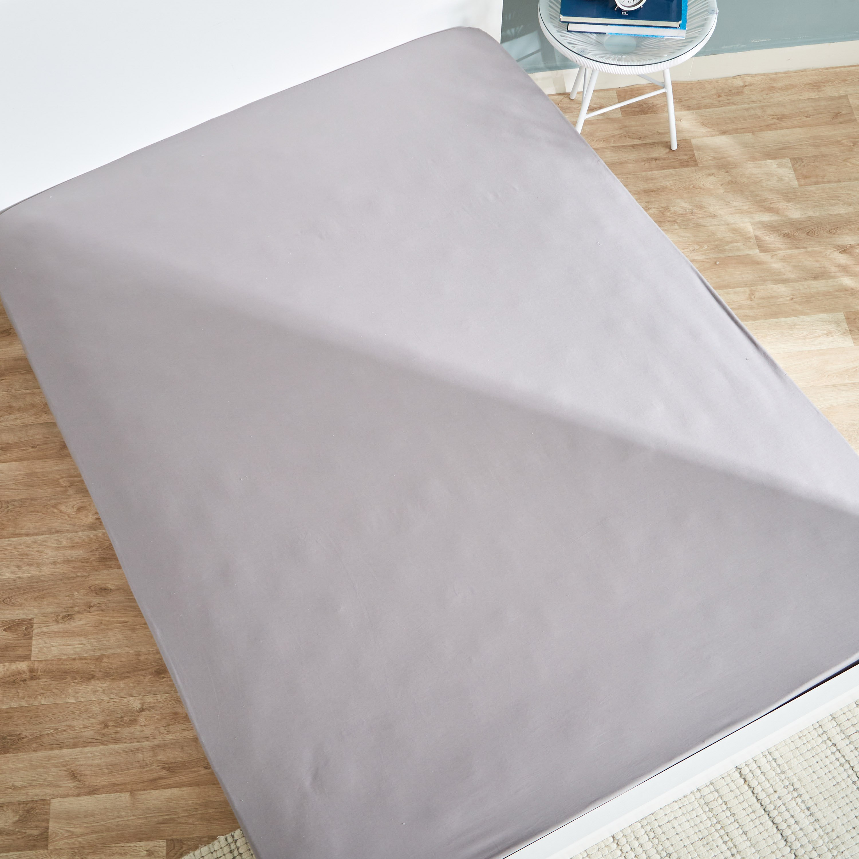 شرشف مطاطي كينج قطني سادة من إسنشيال - 180x200 سم-hbxhomeware-hbxbedroom-image-2