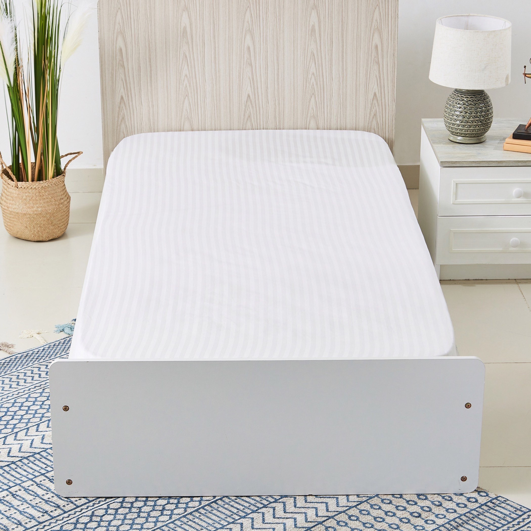 Hamilton Striped Satin Cotton Single Fitted Sheet - 90x200 cm-hbxhomeware-hbxbedroom-image-2