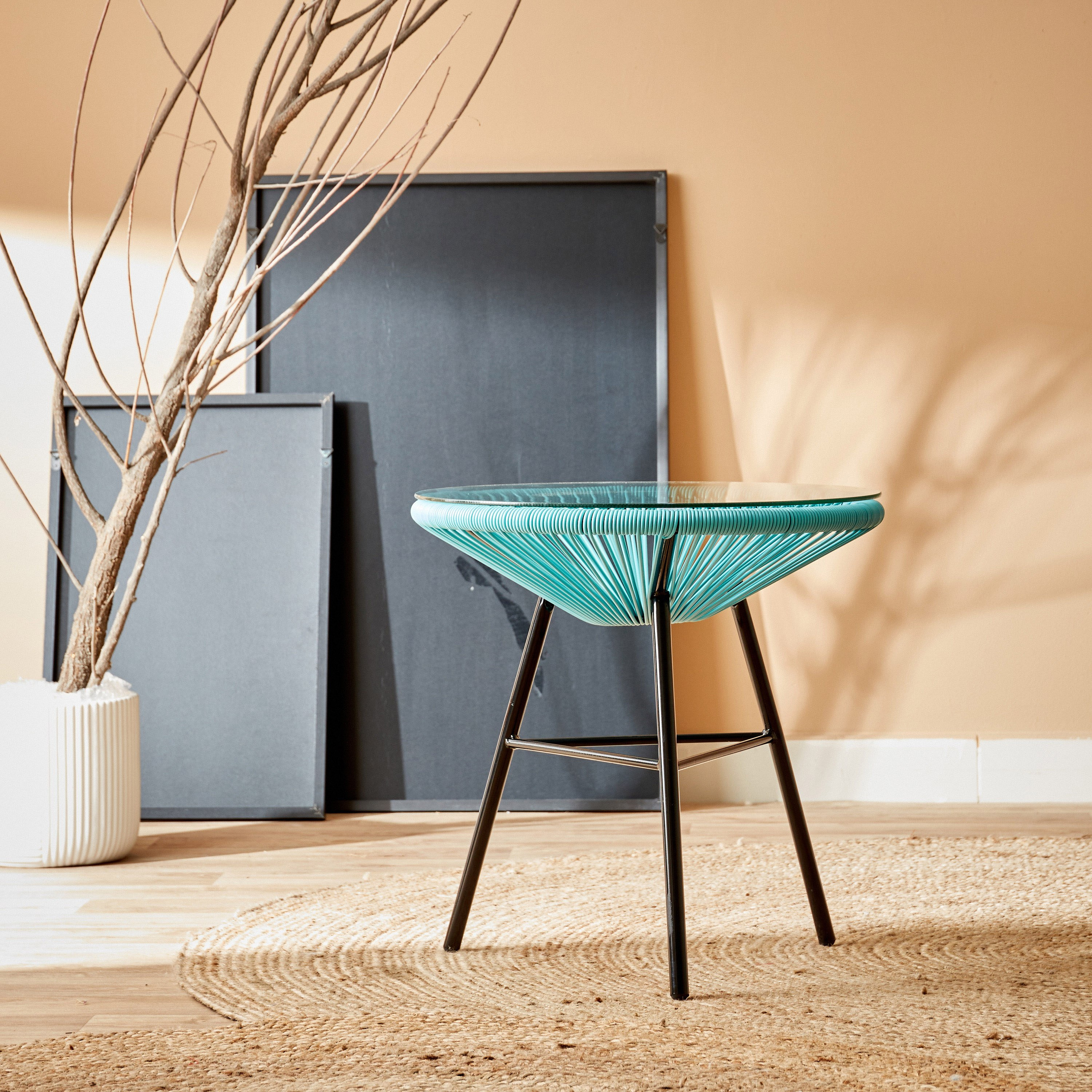 طاولة جانبية للجلسات الخارجيّة بسطح زجاجي من كيب-hbxfurniture-livingroom-endtables-image-2