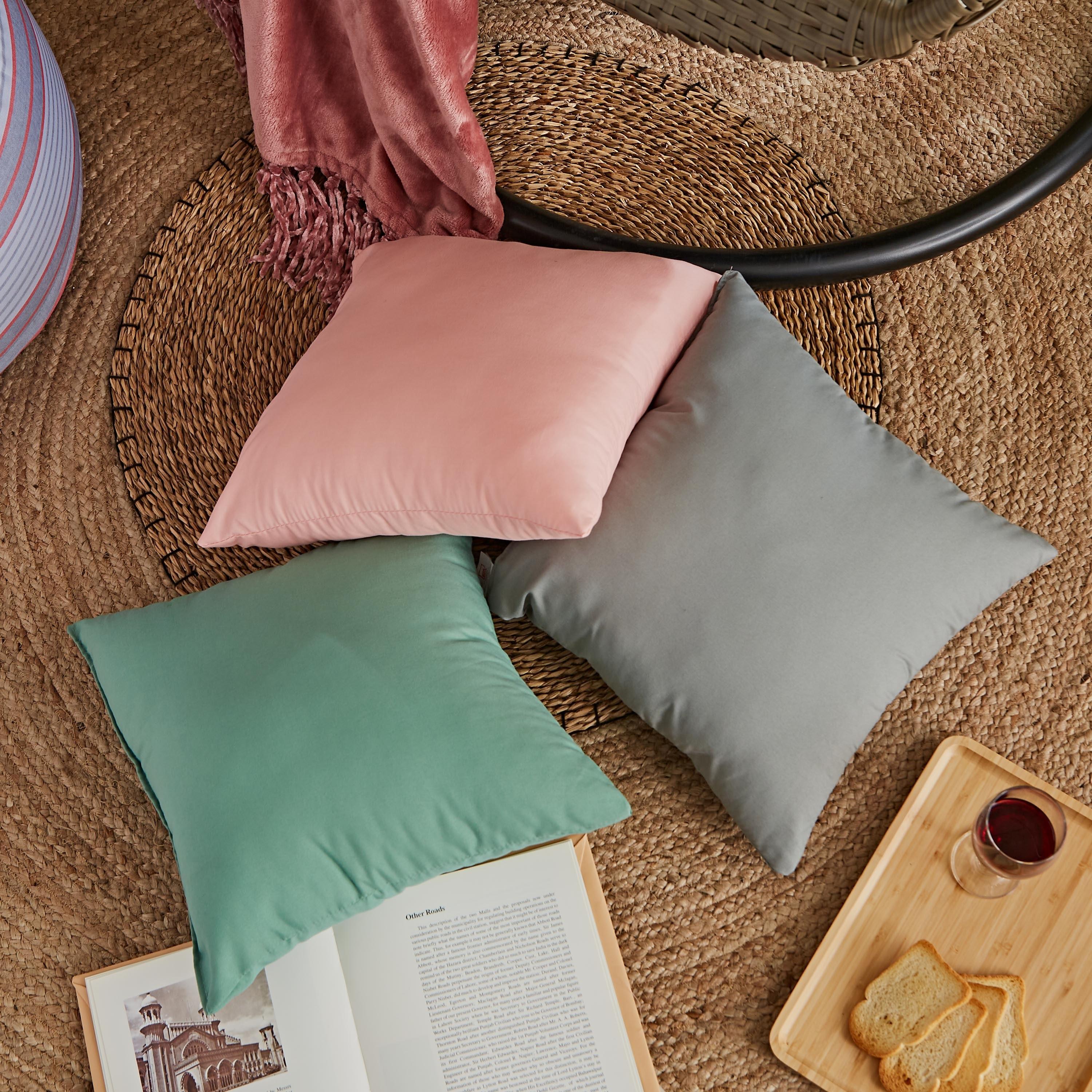 وسادة محشوة ألياف دقيقة من بيلا - 40x40 سم-hbxlivingroom-furnishings-cushionsandcovers-filledcushions-image-4