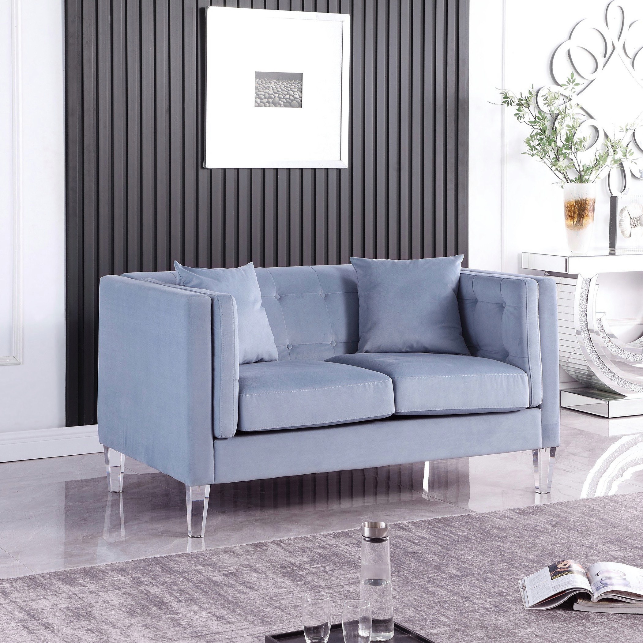 كنبة بمقعدان و وسادتان من كلاريسا-hbxlivingroom-sofasandarmchairs-sofas-image-2