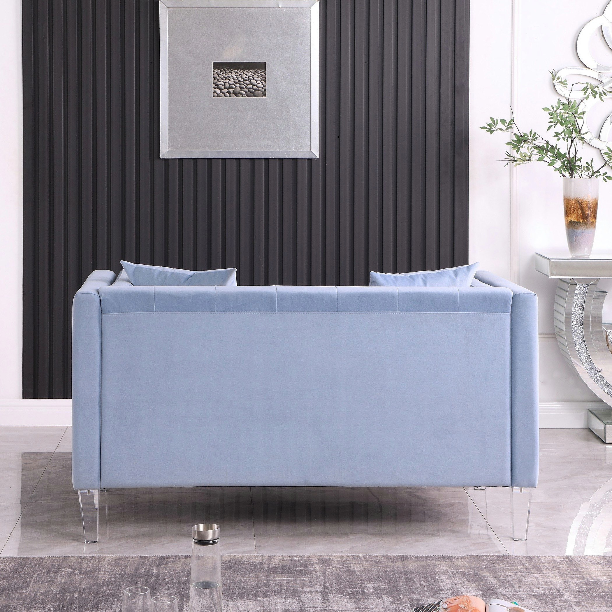كنبة بمقعدان و وسادتان من كلاريسا-hbxlivingroom-sofasandarmchairs-sofas-image-3