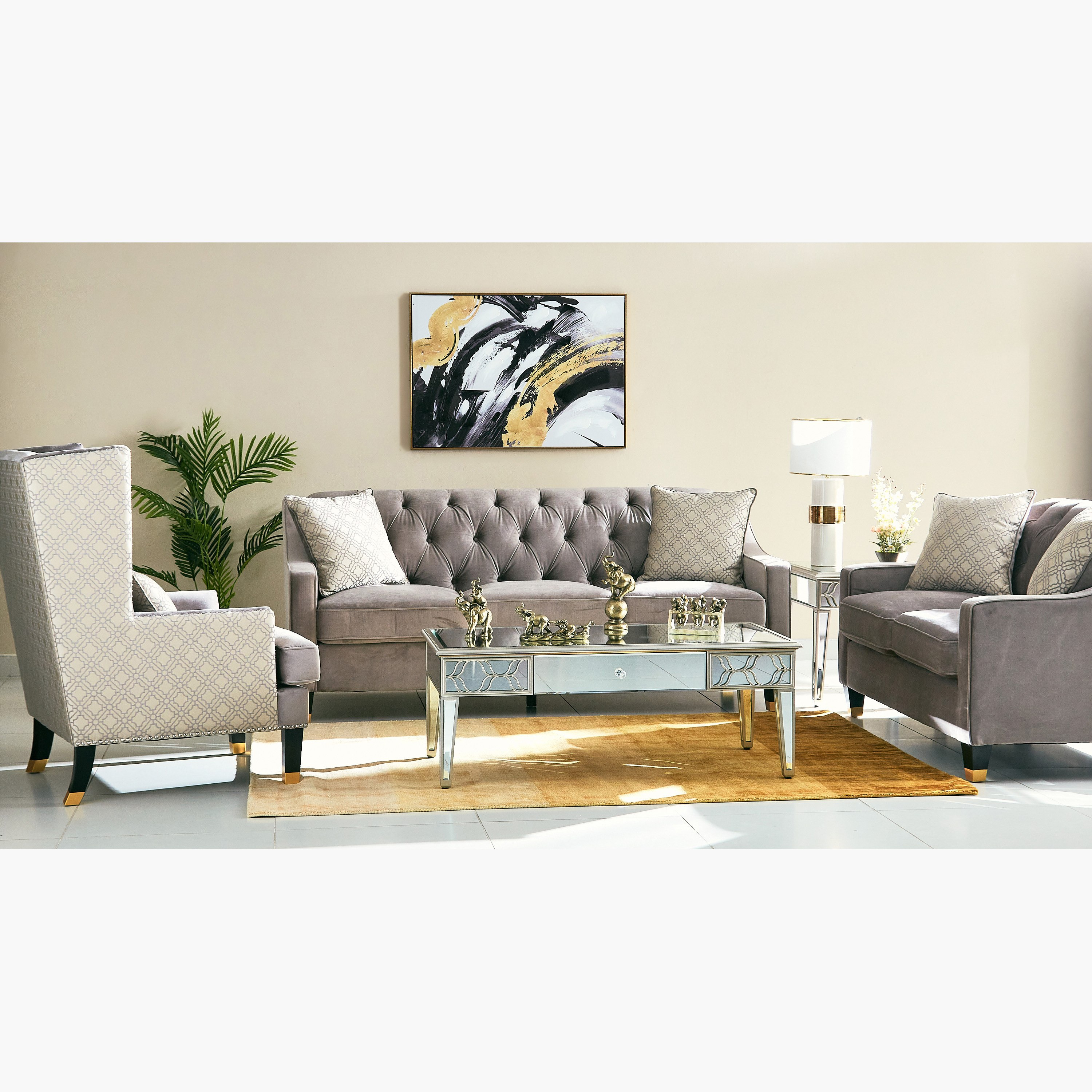 كنبة بـ 3 مقاعد ووسادتين من شارلوت-hbxlivingroom-sofasandarmchairs-sofas-image-8