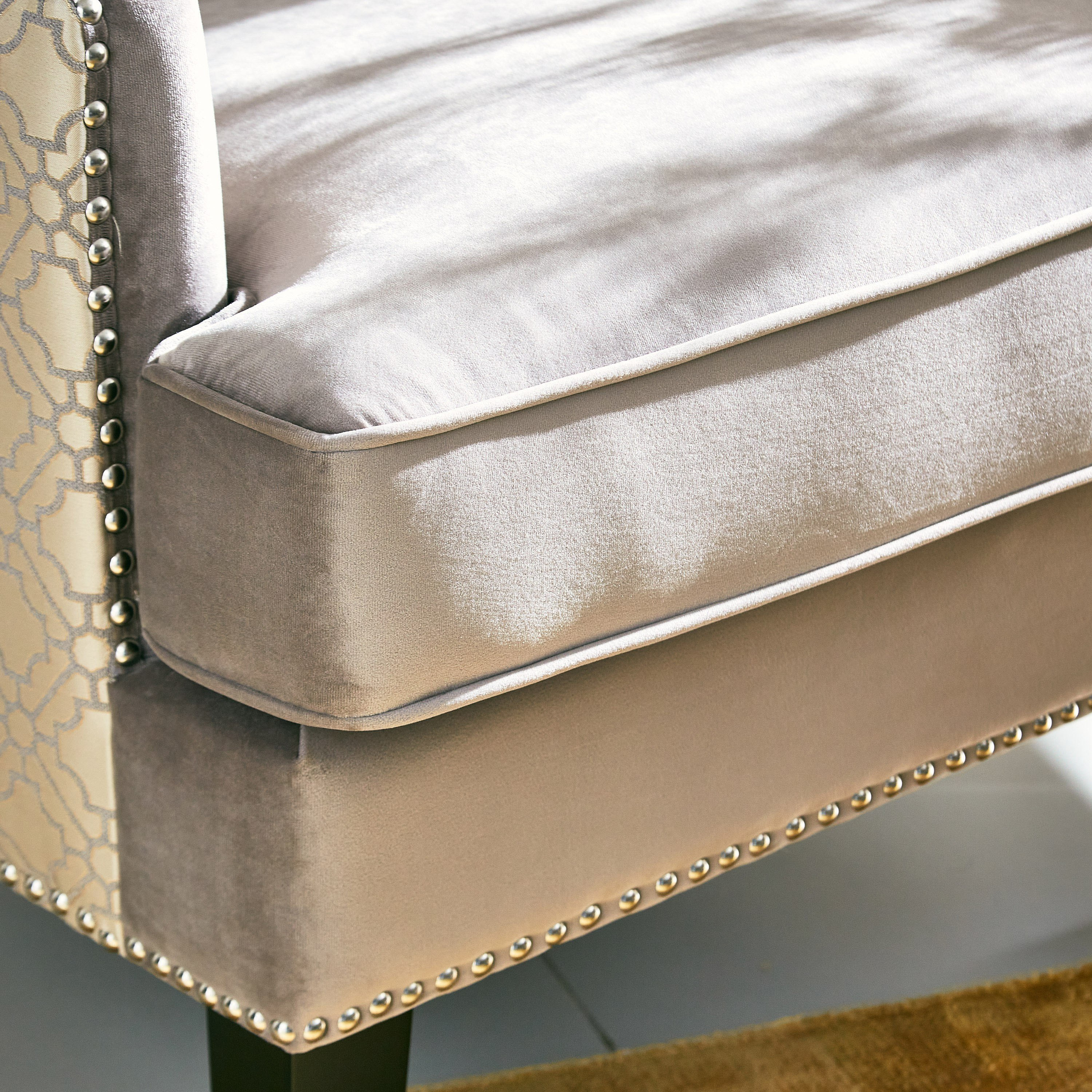 كنبة بمقعد واحد ووسادة من شارلوت-hbxlivingroom-sofasandarmchairs-sofas-image-4