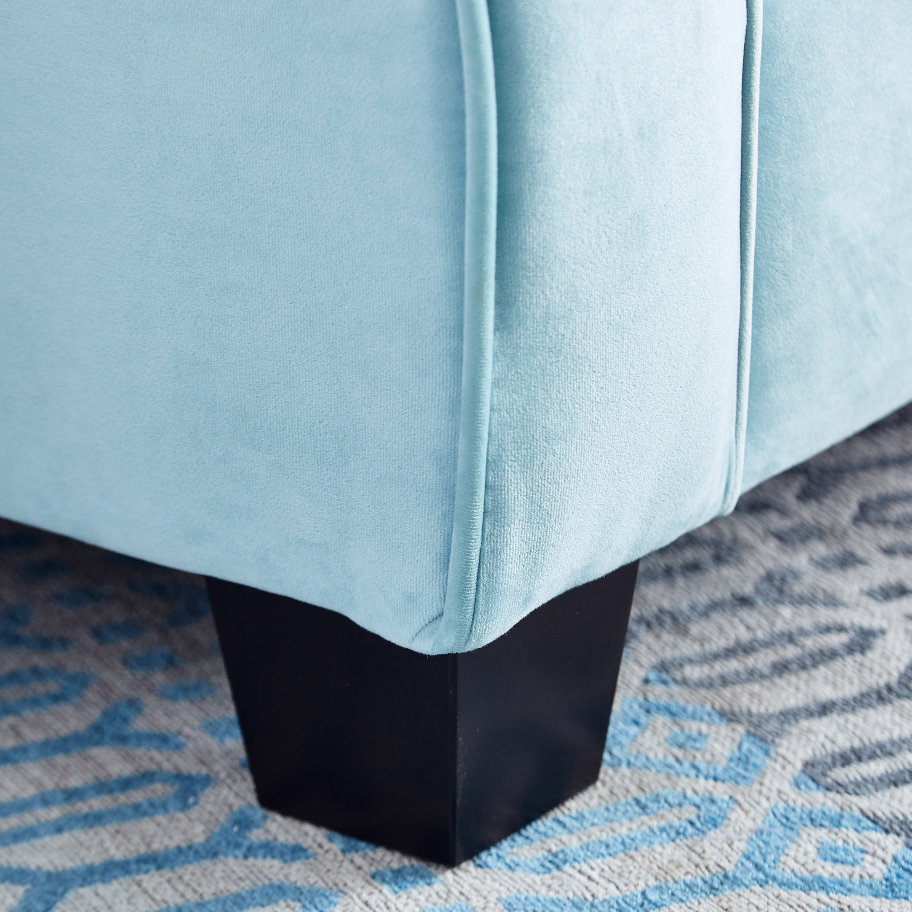 كنبة 3 مقاعد مع 7 وسائد من ميراج-hbxlivingroom-sofasandarmchairs-sofas-image-5