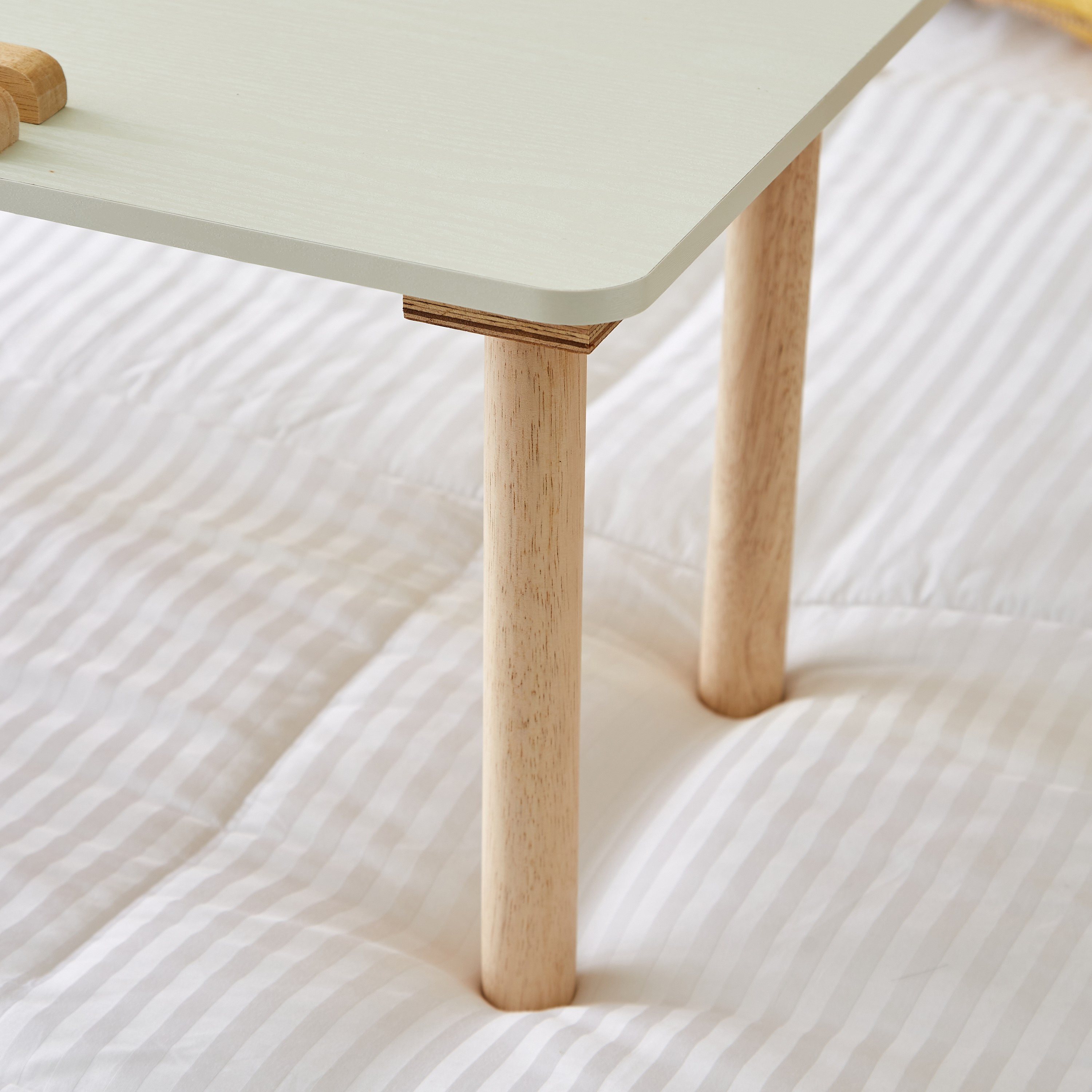 طاولة لاب توب متعددة الأغراض مع حامل تابلت وأكواب-hbxfurniture-livingroom-endtables-image-2