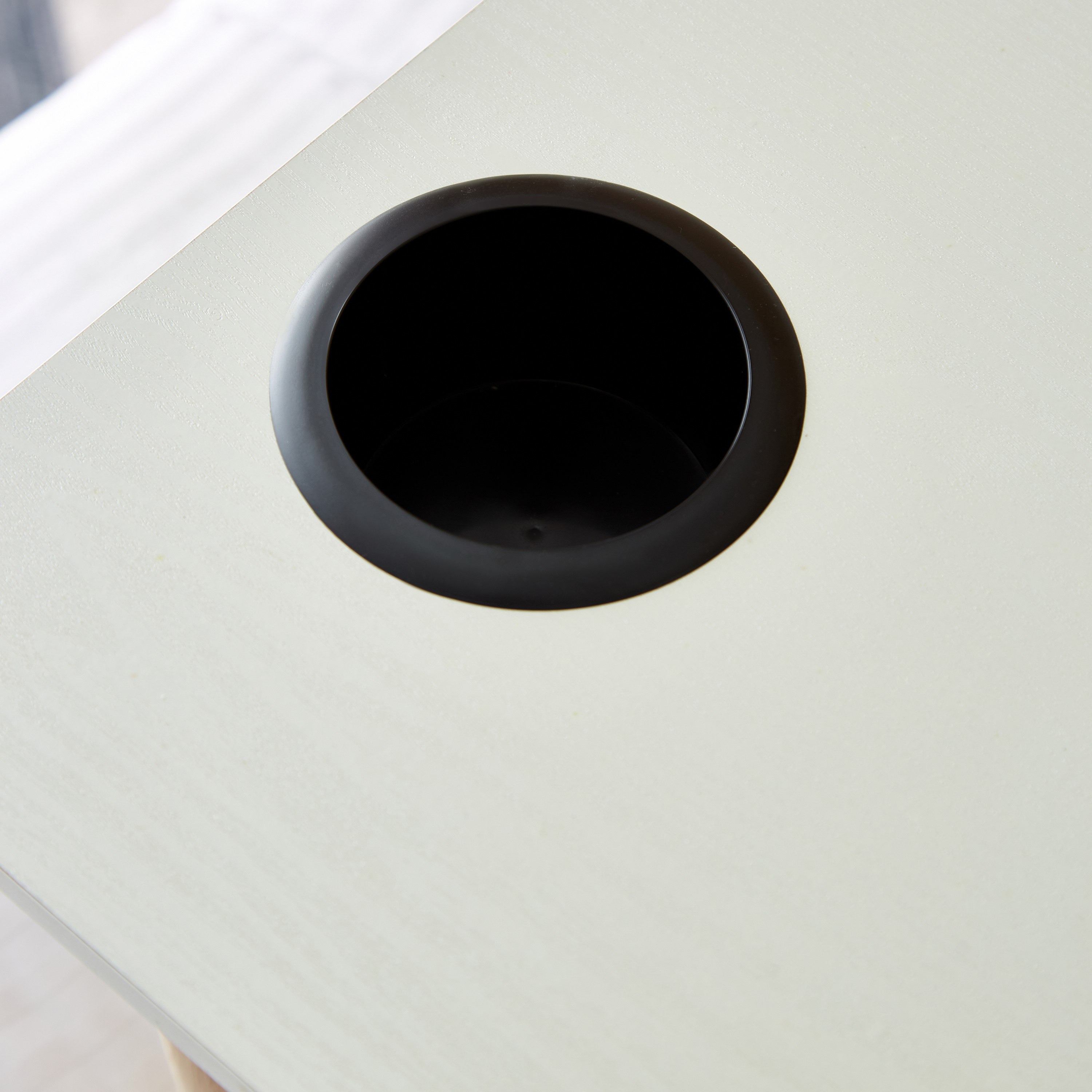 طاولة لاب توب متعددة الأغراض مع حامل تابلت وأكواب-hbxfurniture-livingroom-endtables-image-4