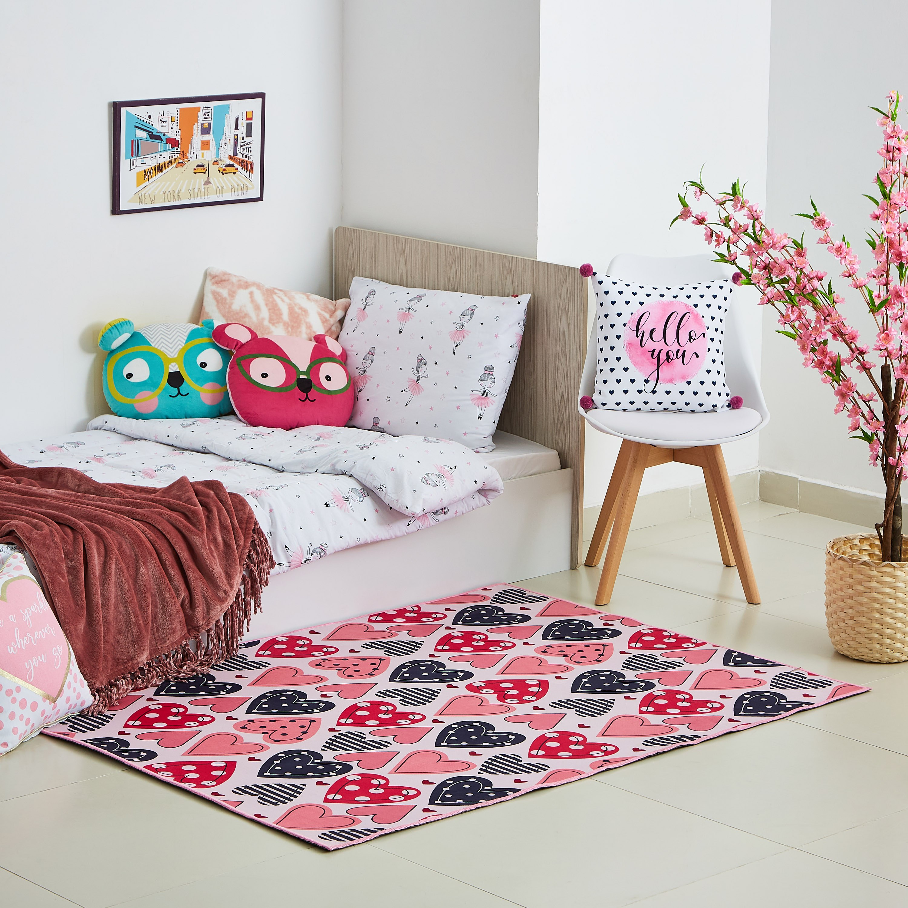 سجادة بتصميم قلب من كومفي - 120x160 سم-hbxhomeware-hbxkidsandyouth-image-4