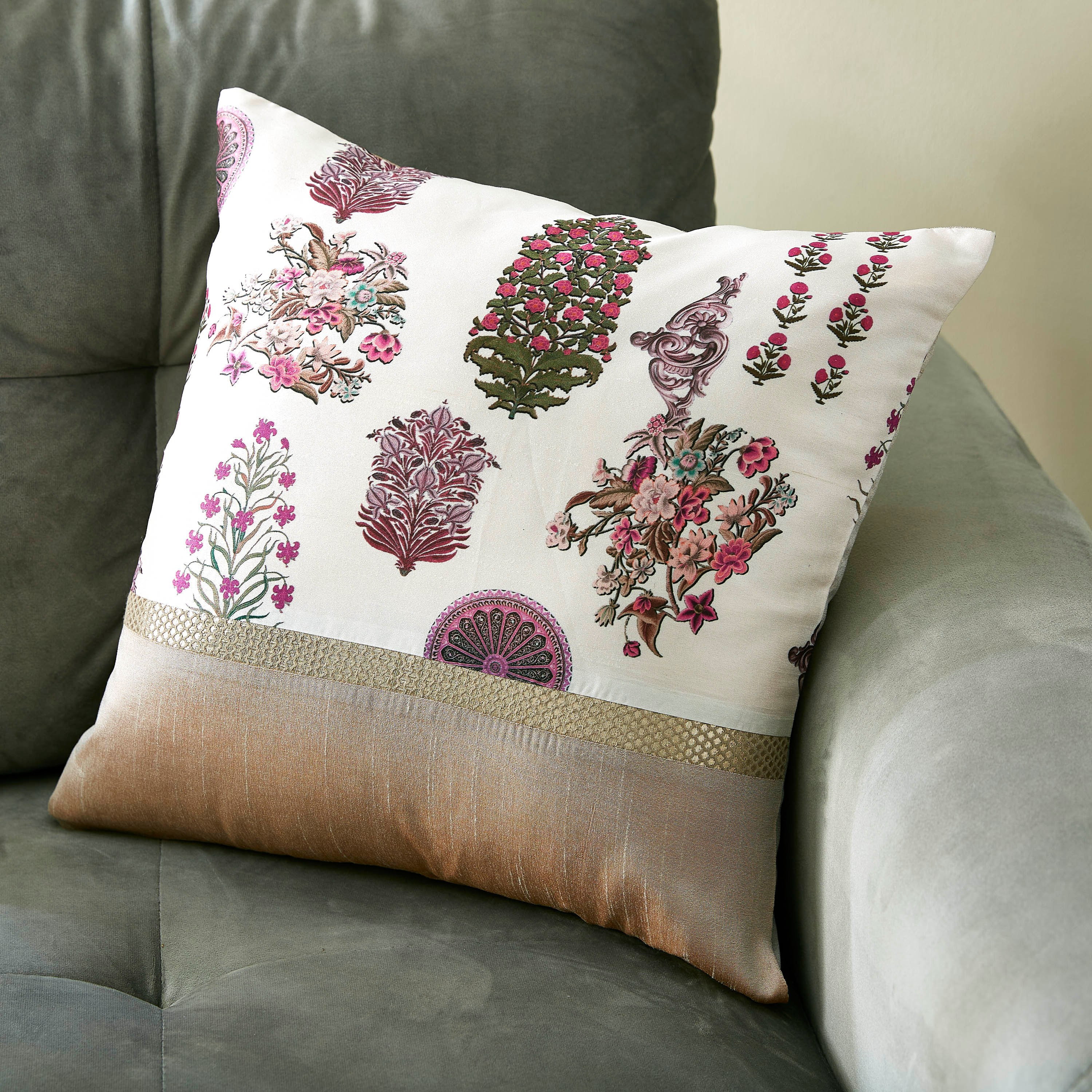 غطاء وسادة بطبعات من صوفيا- 40x40 سم-hbxhomeware-cushionsandcovers-cushioncovers-image-1