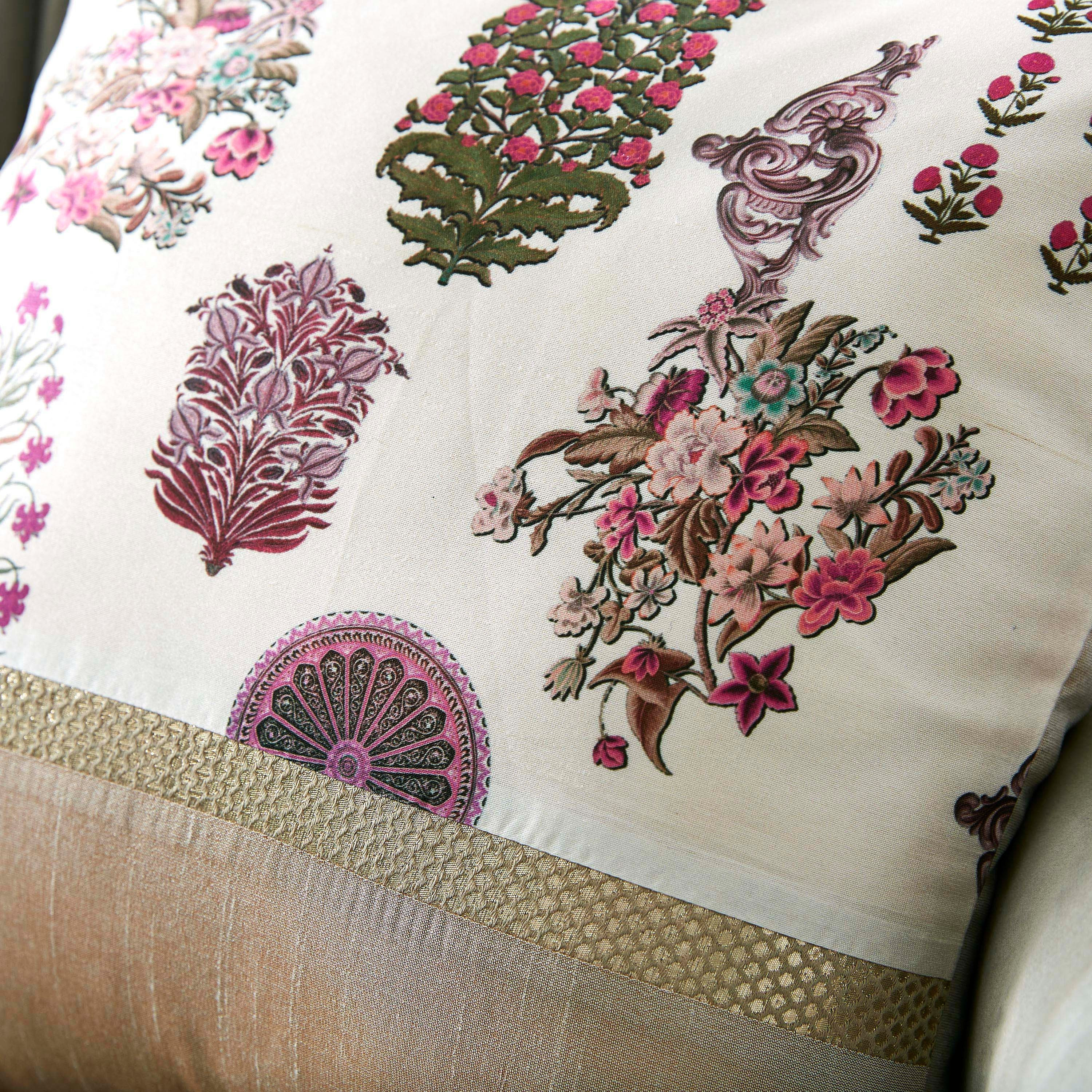 غطاء وسادة بطبعات من صوفيا- 40x40 سم-hbxhomeware-cushionsandcovers-cushioncovers-image-2