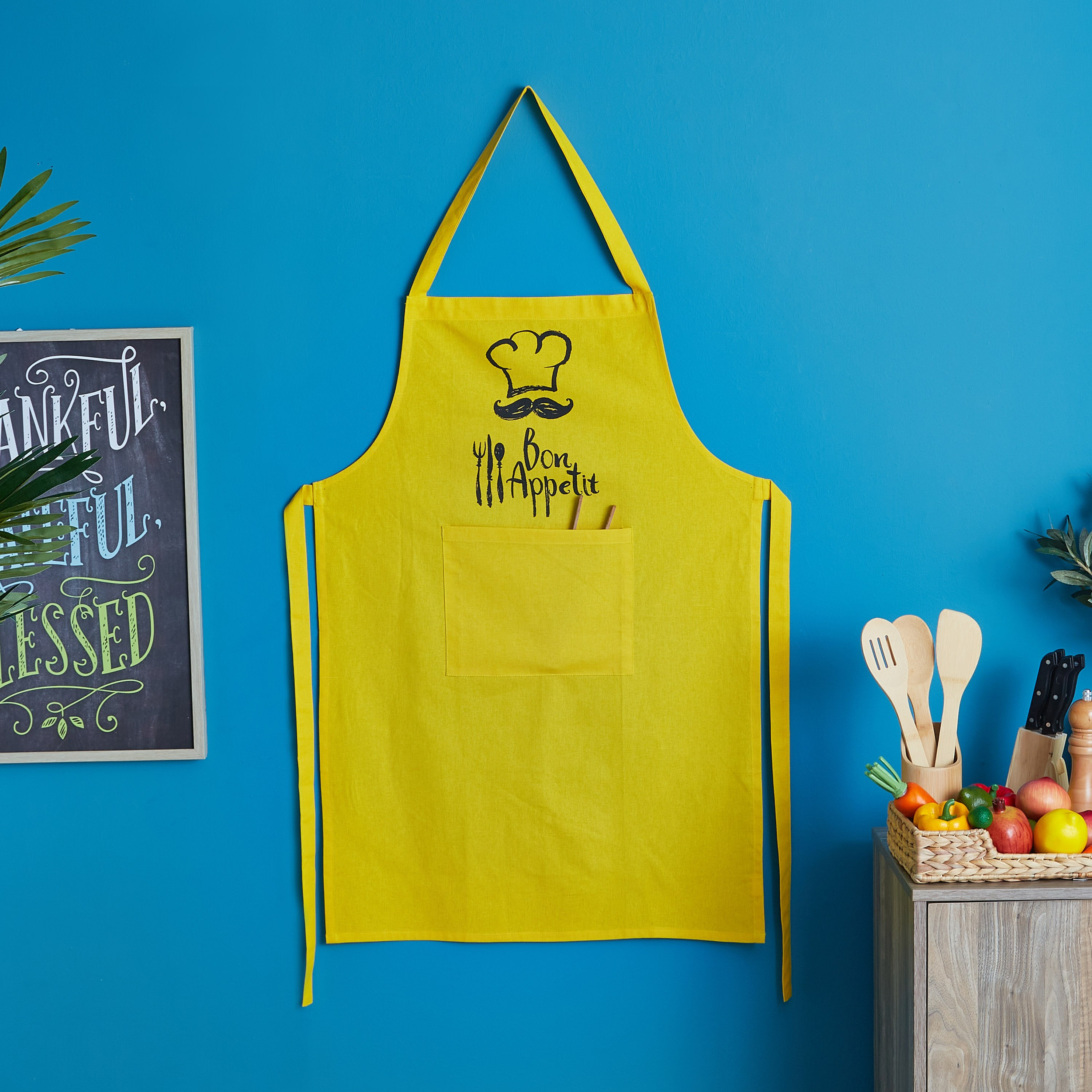 مئزر بطبعات بون أبيتيت من زيست-hbxhomeware-kitchenware-kitchenlinens-image-1