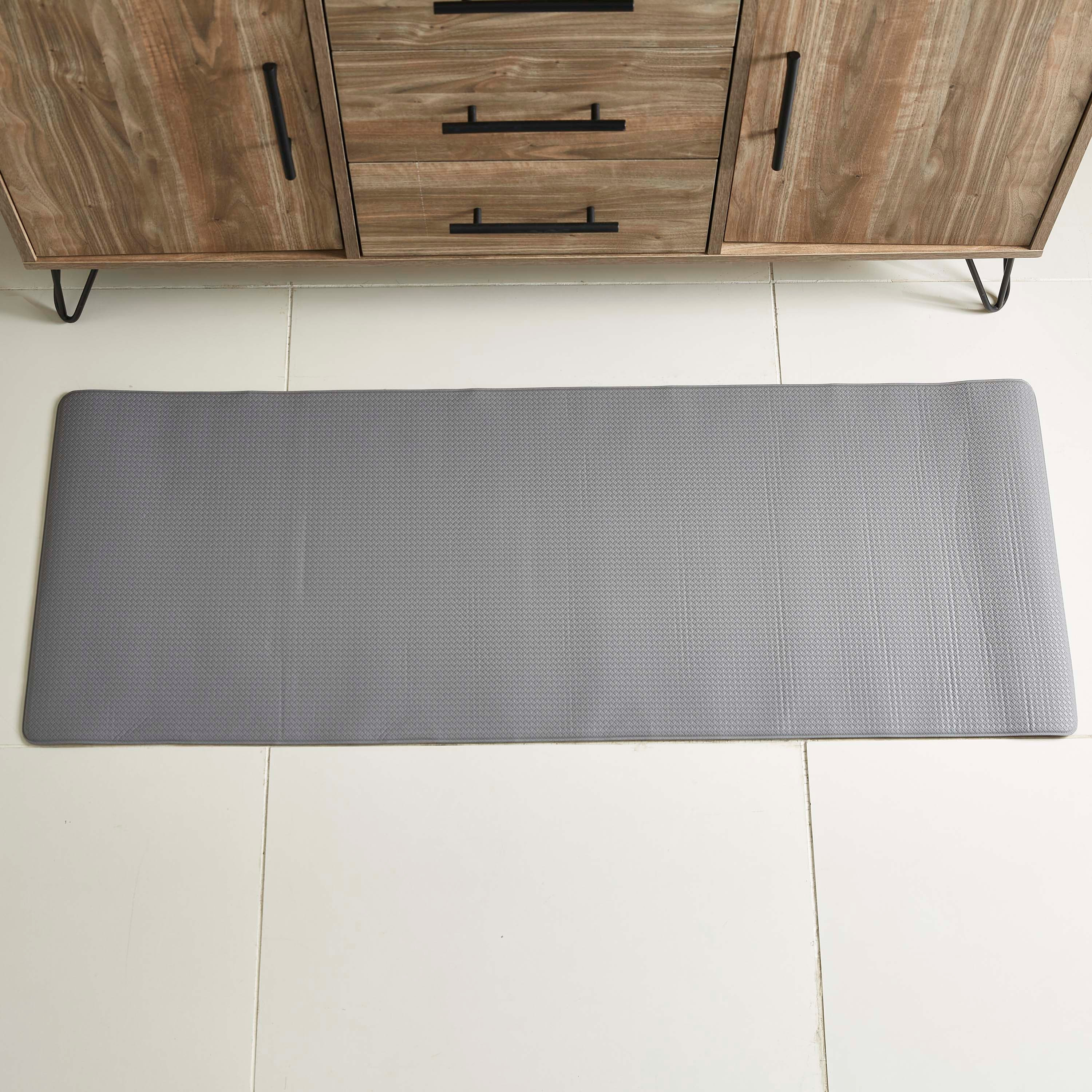 سجادة بي في سي مقاومة للتّعب من كومفورت - 45x120 سم-hbxhomeware-hbxlivingroom-image-1