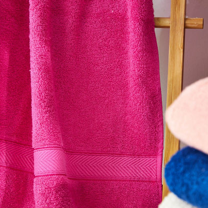 Novel Cotton Bath Towel - 68x136 cms