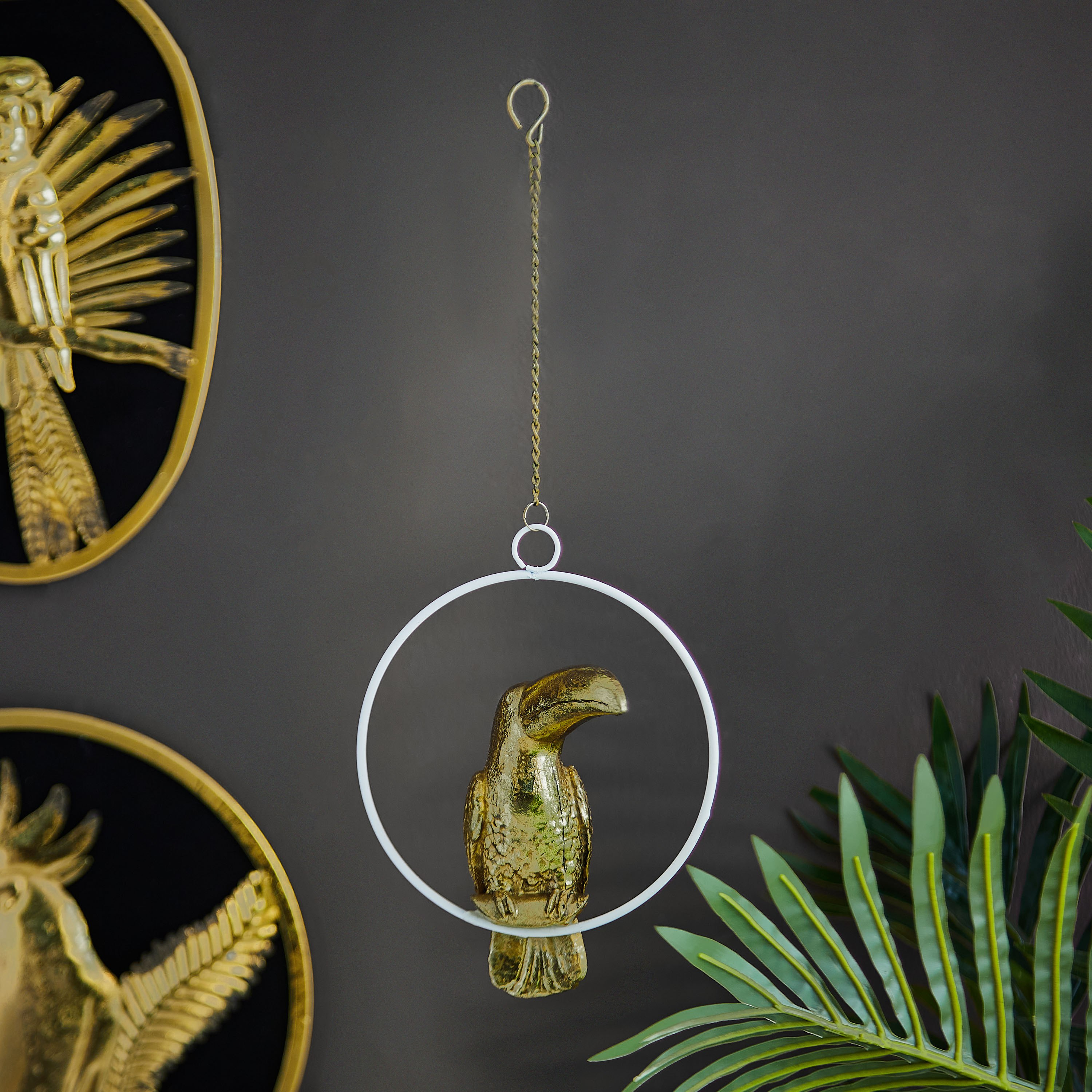 طائر طوقان بولي ريزين على أرجوحة من لاتين-hbxhomeware-homedecor-figurinesandornaments-image-3