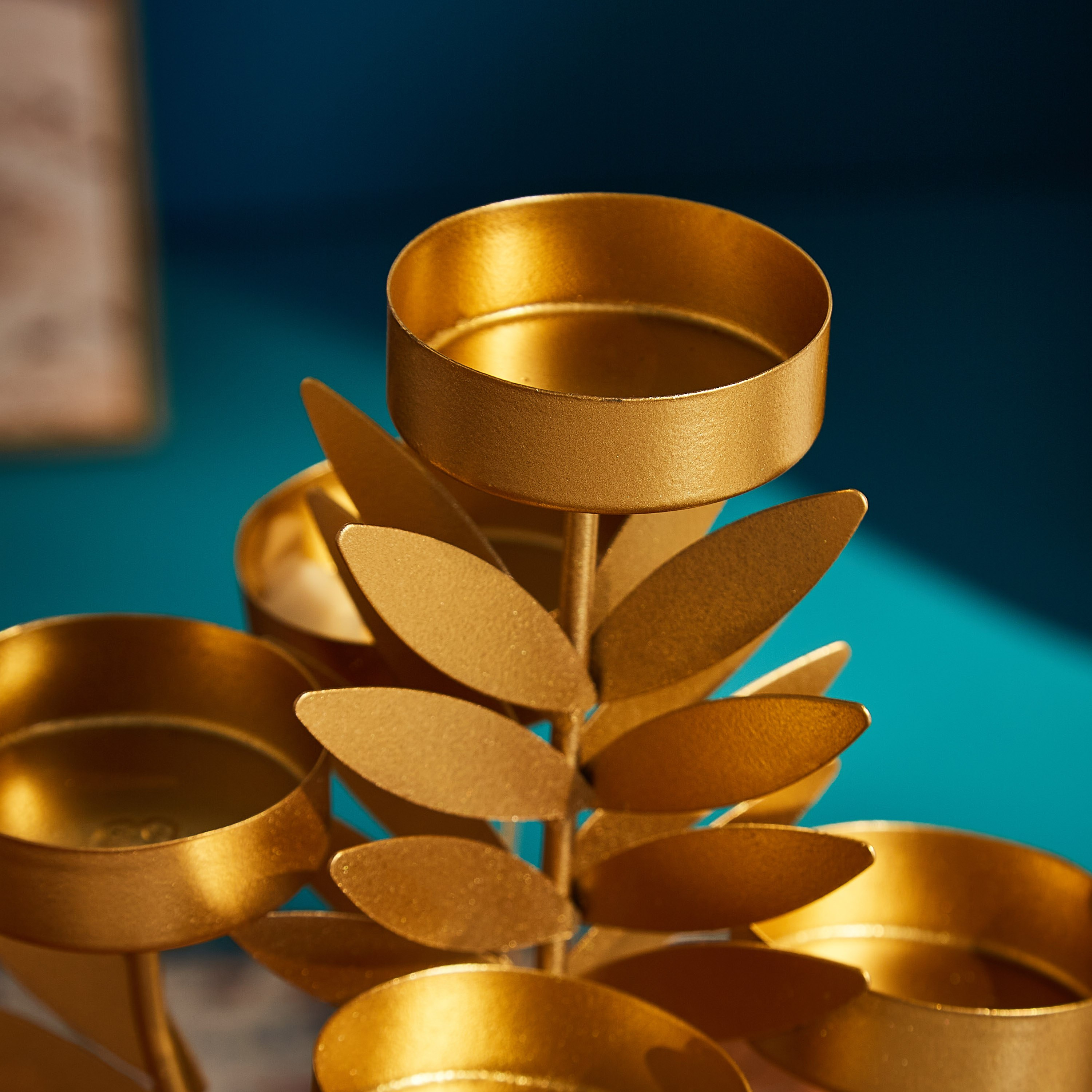 حامل شموع معدني ورق شجر من لاتين-hbxlivingroom-decorandaccessories-candleholders-image-3