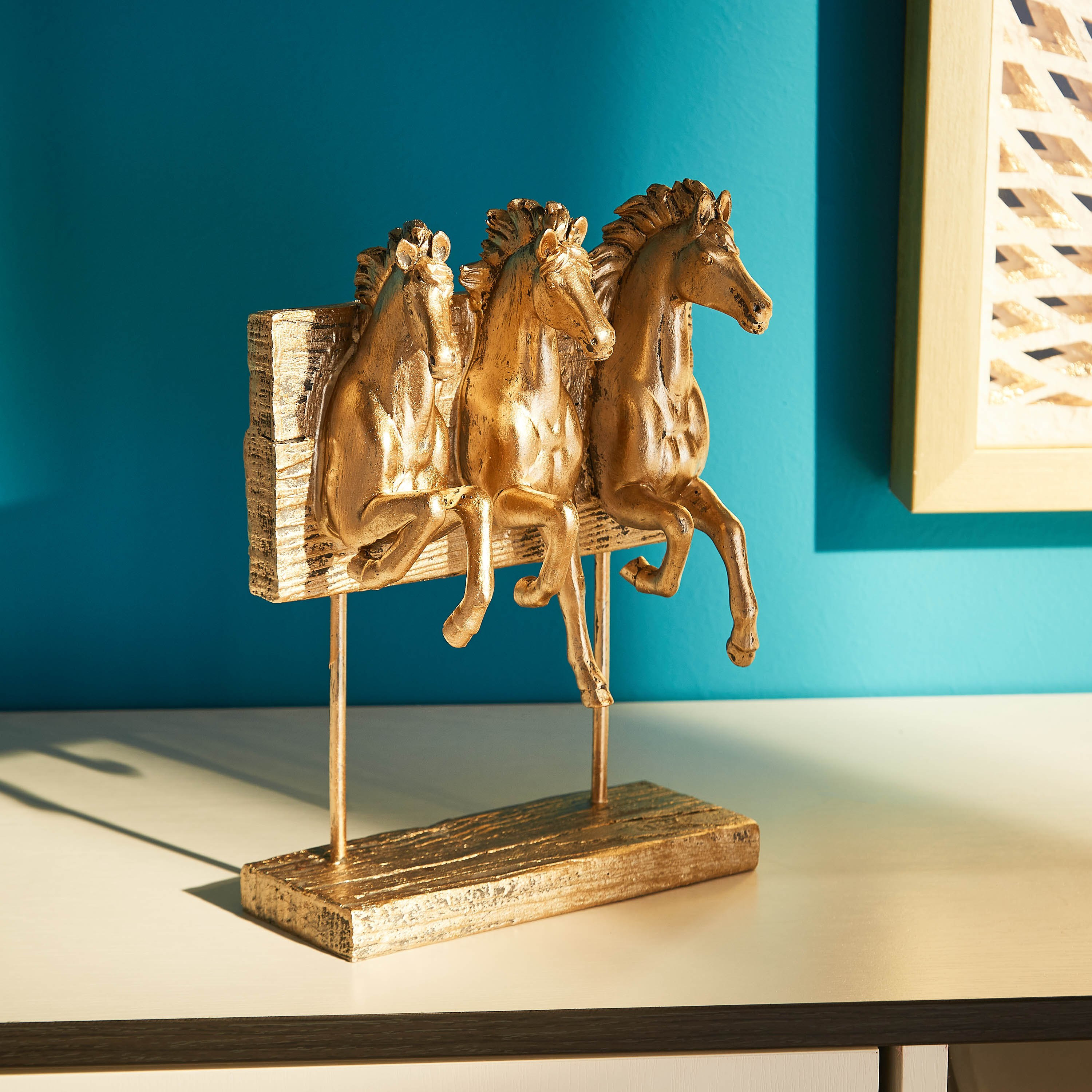 تمثال 3 أحصنة ثائرة بولي ريزين من لاتين-hbxhomeware-homedecor-figurinesandornaments-image-2