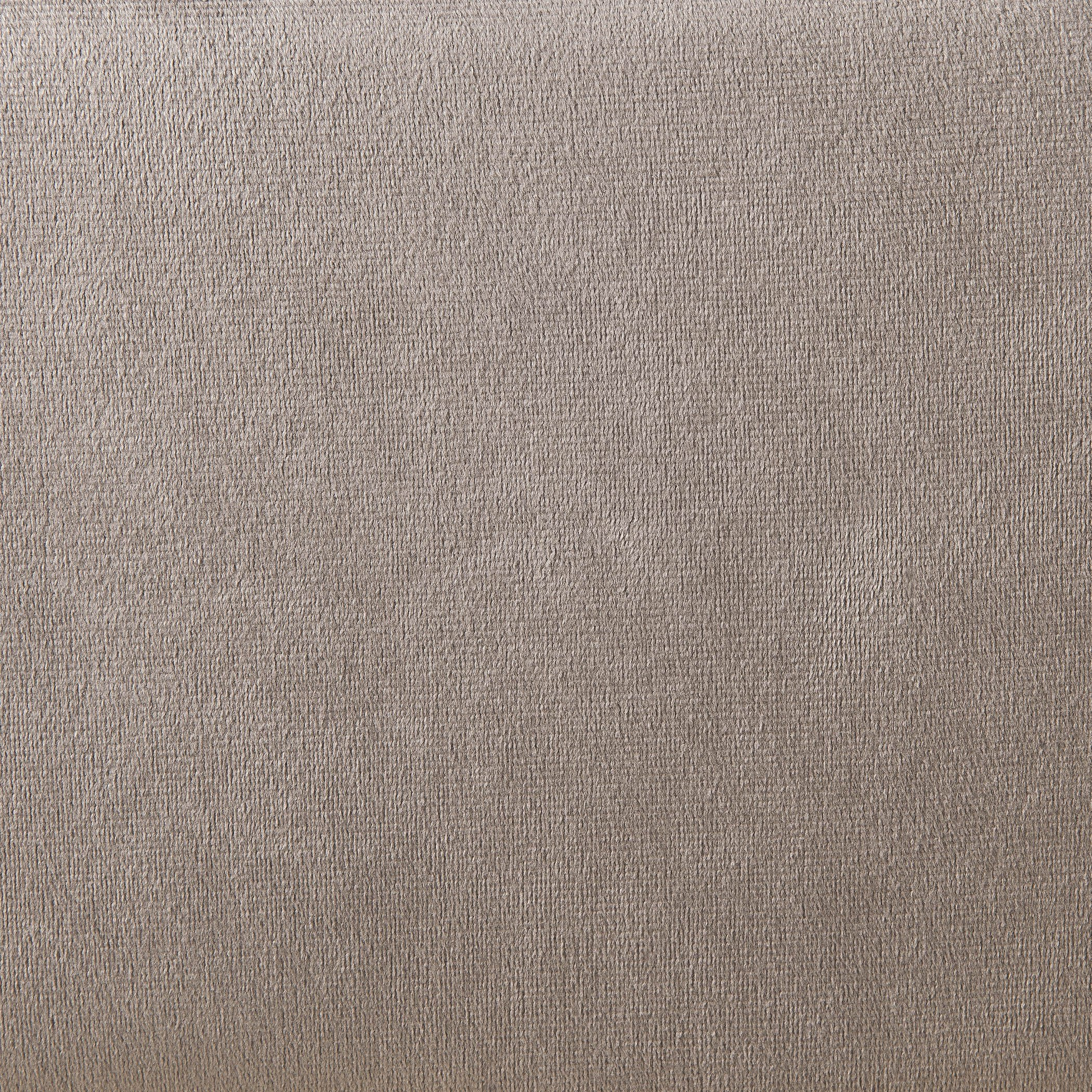 كنبة استرخاء مخمليّة 3 مقاعد من ييل-hbxlivingroom-sofasandarmchairs-sofas-image-13
