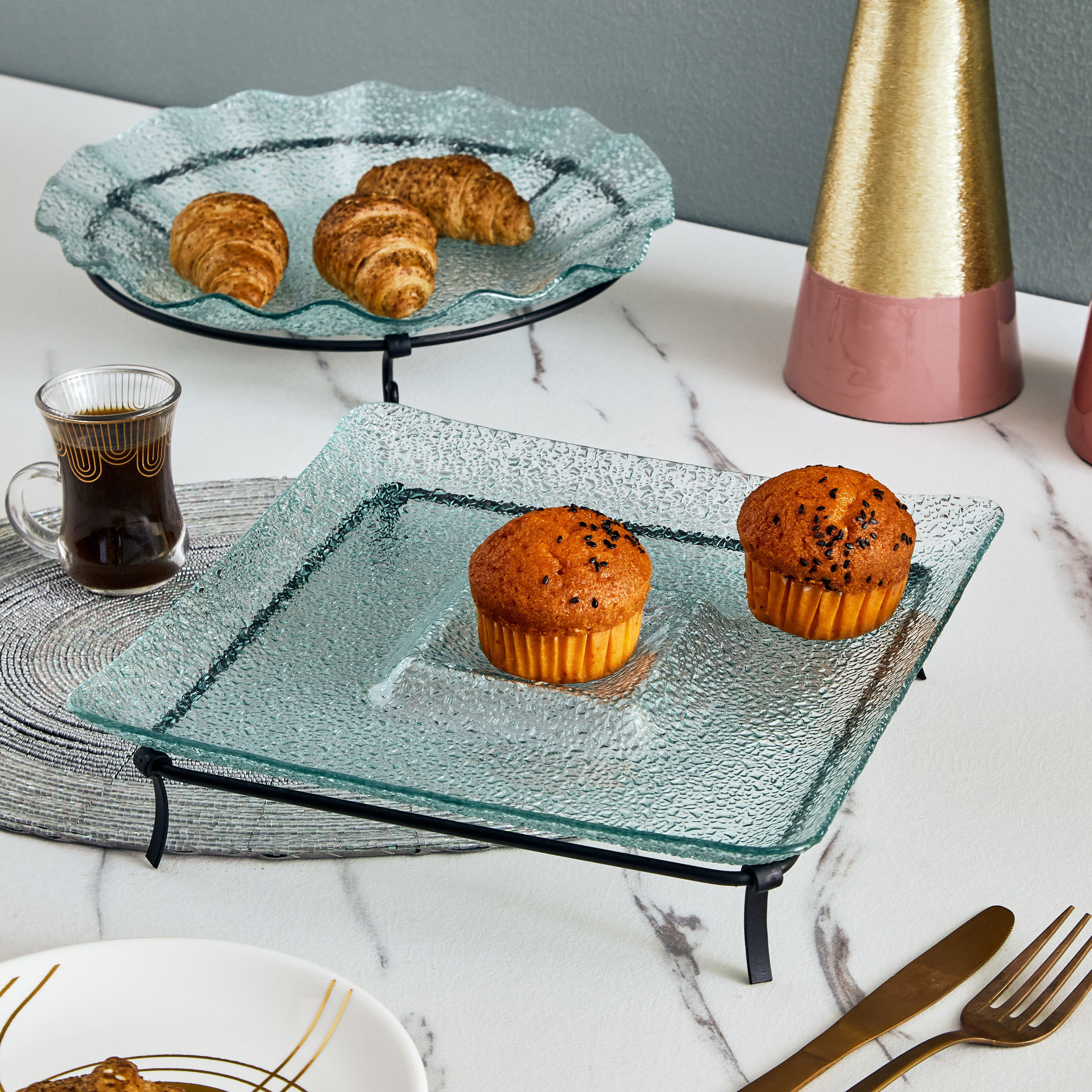 طقم تقديم للتّغميس زجاجي من فيستيف - 26x26x2 سم-hbxdecorandfurnishings-tabletop-serveware-image-4