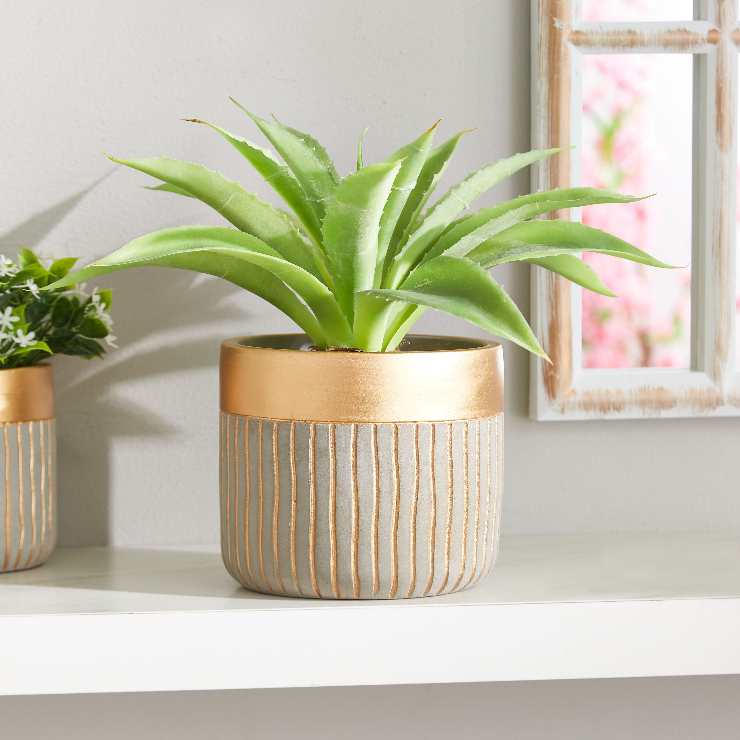 إصيص حديقة أسمنت من سيجو-hbxdecorandfurnishings-homeaccessories-artificialflowersandplants-image-1