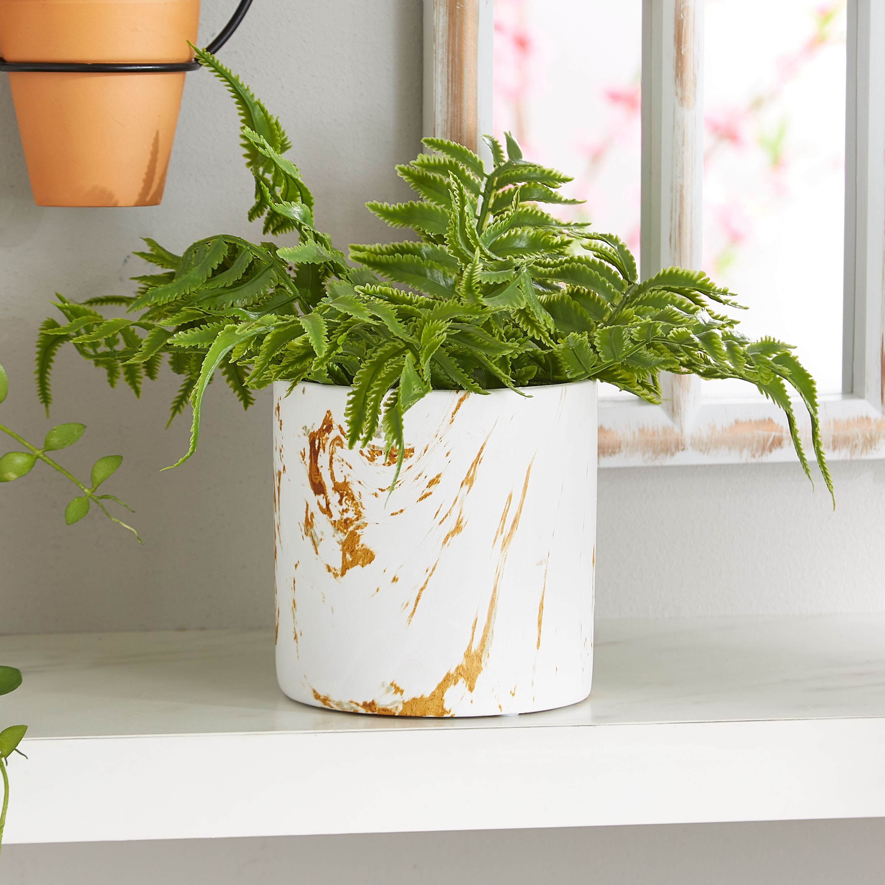 إصيص حديقة دولميت من إليت-hbxdecorandfurnishings-homeaccessories-artificialflowersandplants-image-1