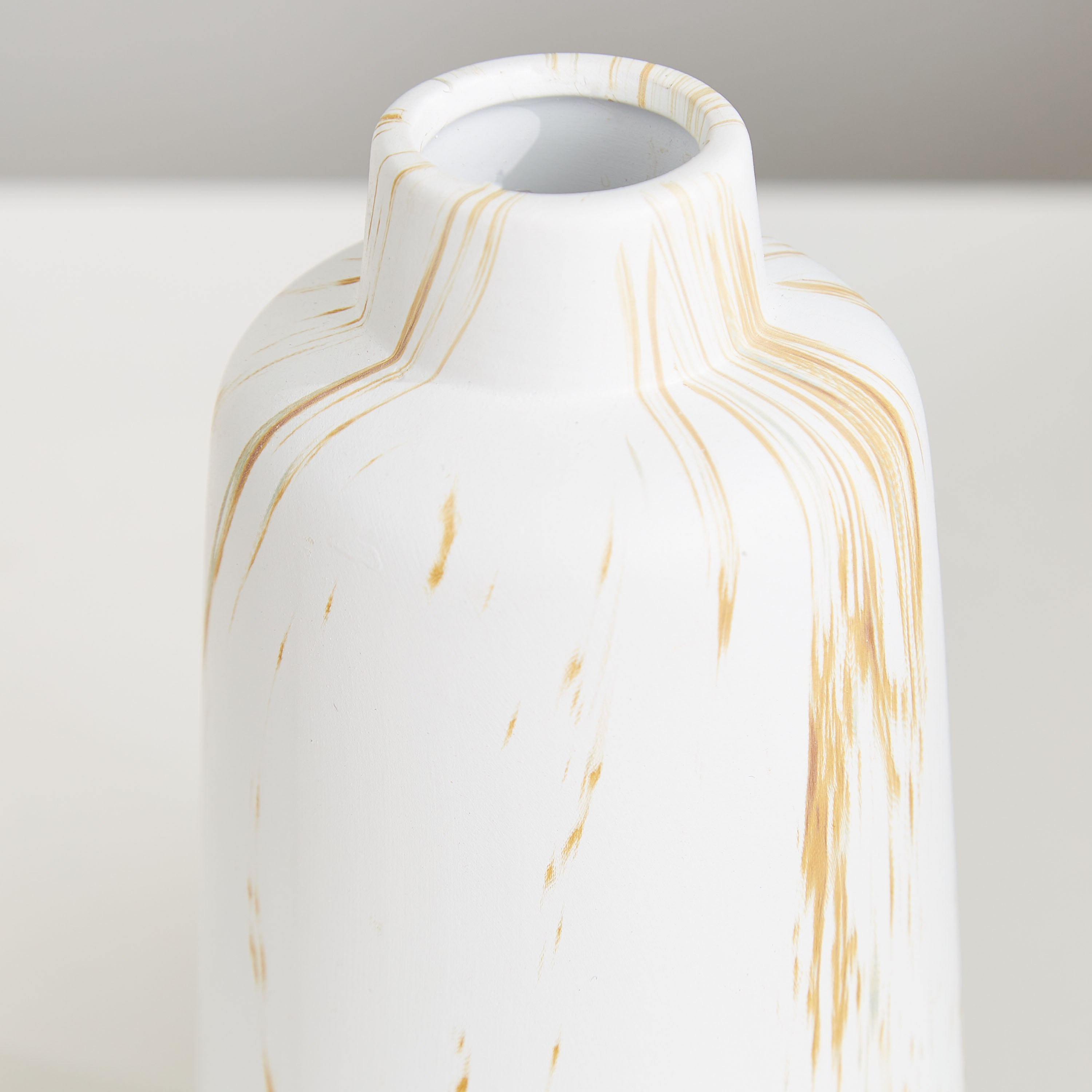 Elite Dolomite Garden Pot-hbxdecorandfurnishings-homeaccessories-artificialflowersandplants-image-3
