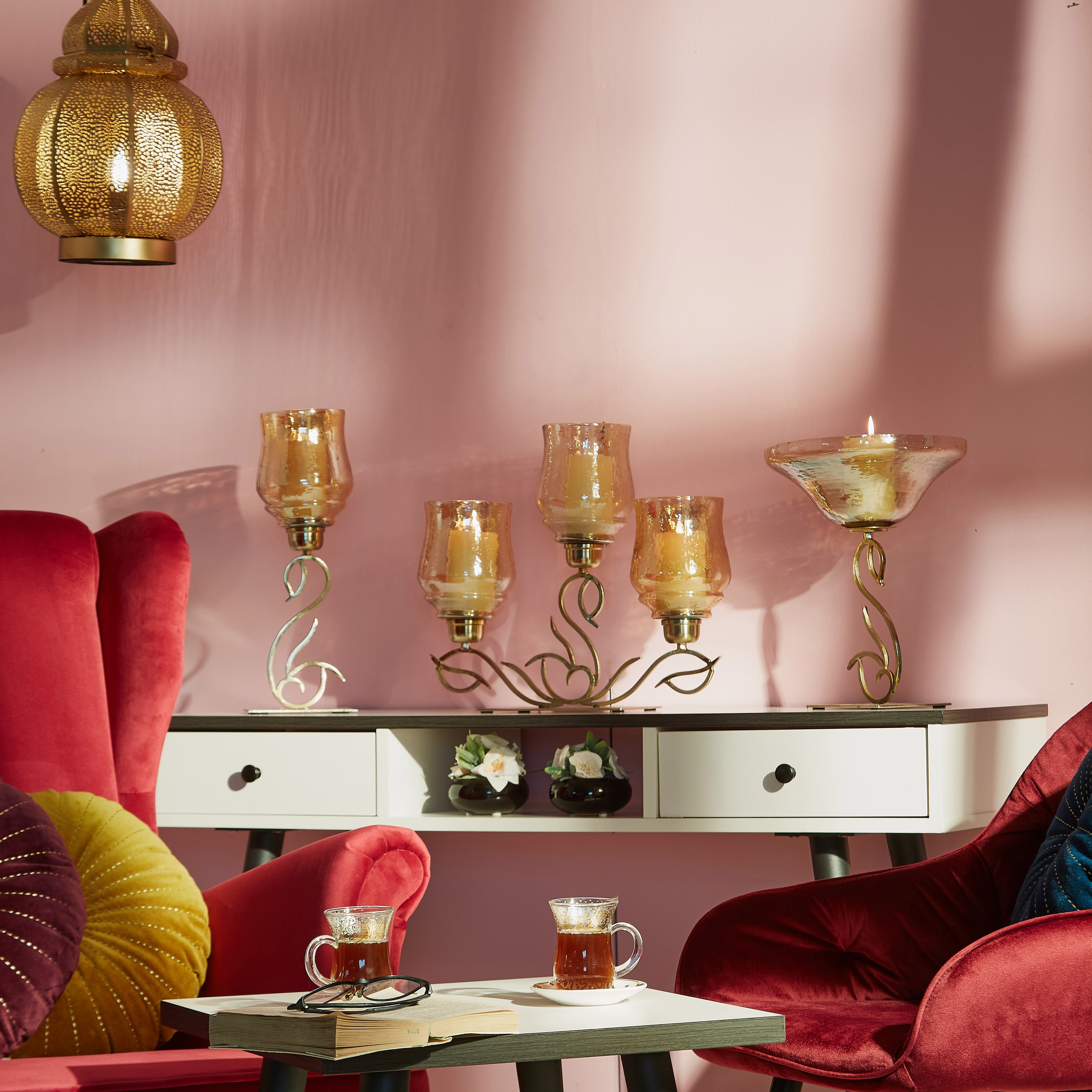قوس معدني بوعاء من أهانا-hbxlivingroom-decorandaccessories-candleholders-image-4