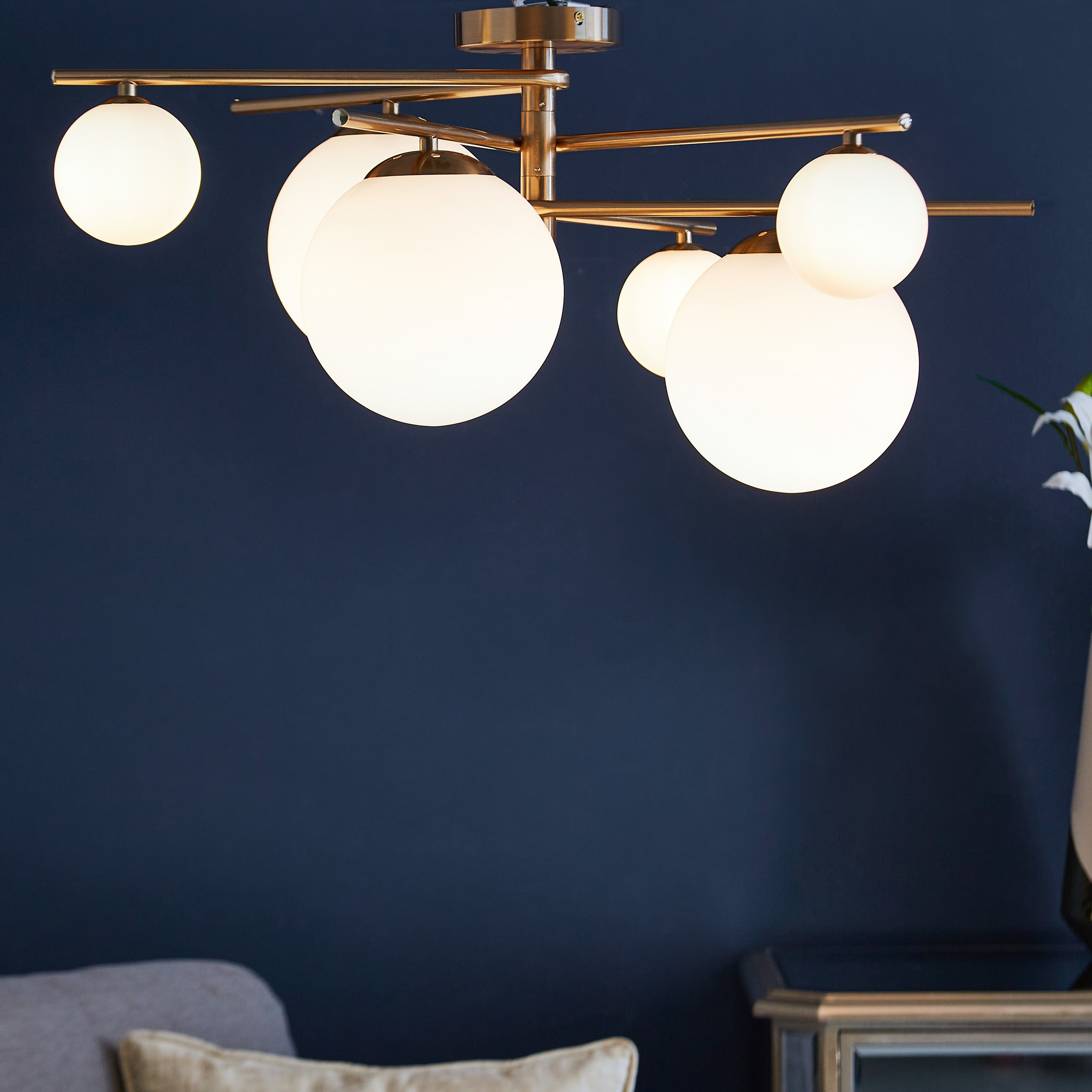 مصباح سقف معتّم 6 لمبات بلوب - 40x35 سم من ماتيو-hbxhomeware-hbxdecorandfurnishings-image-1