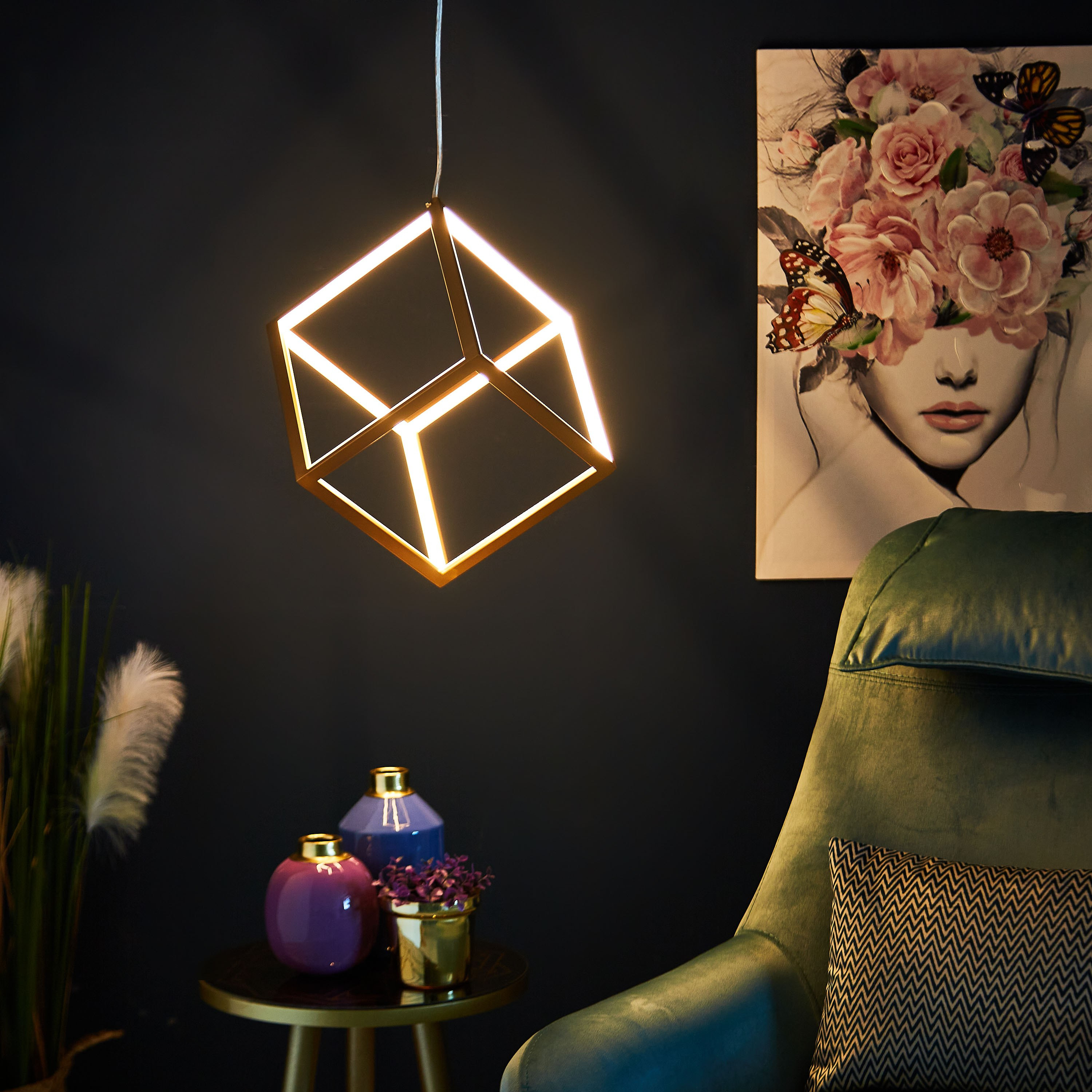 مصباح سقف إل إي دي ذهبي مودرن بتصميم مكعب هندسي من ماتيو - 25x25 سم-hbxhomeware-hbxdecorandfurnishings-image-4