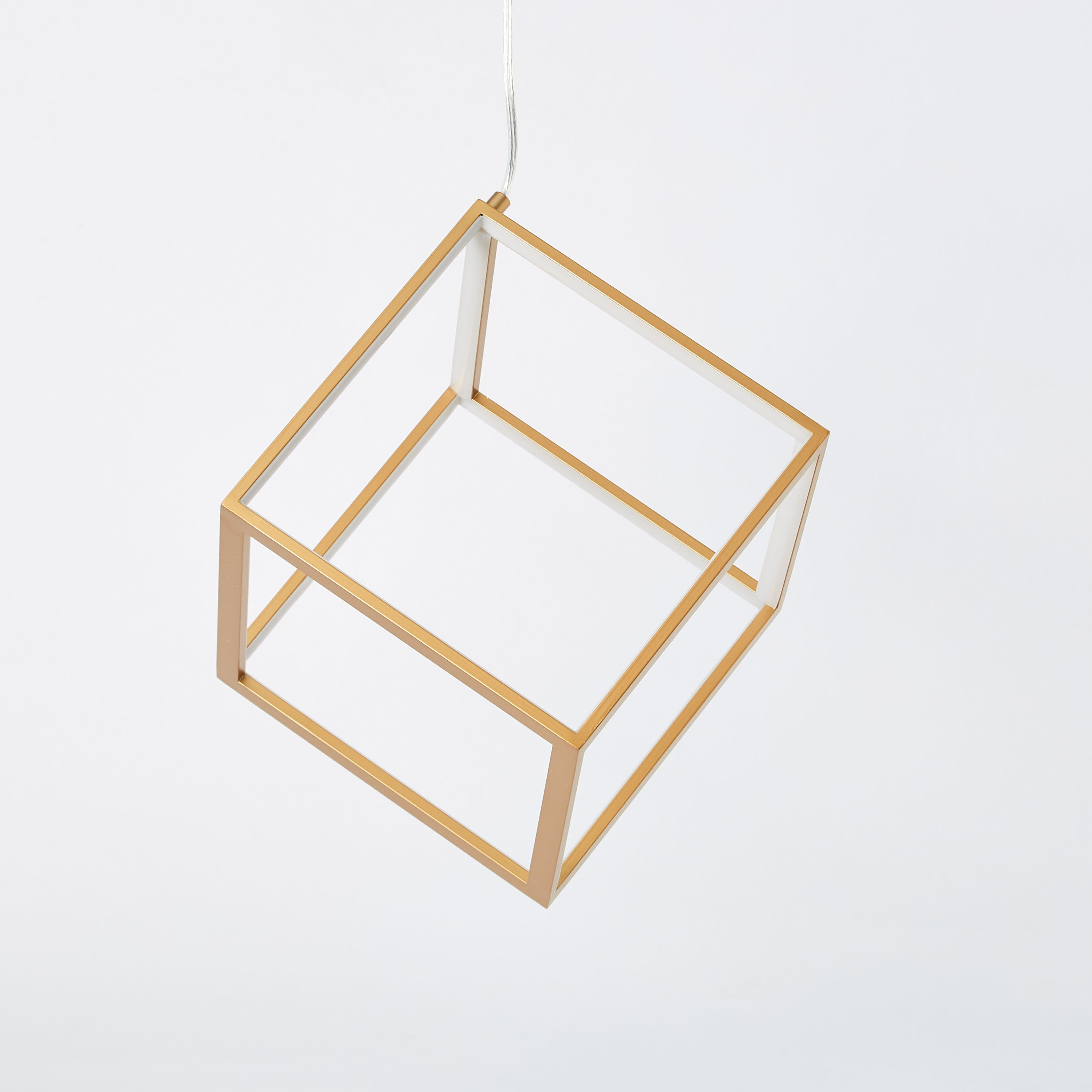 مصباح سقف إل إي دي ذهبي مودرن بتصميم مكعب هندسي من ماتيو - 25x25 سم-hbxhomeware-hbxdecorandfurnishings-image-5