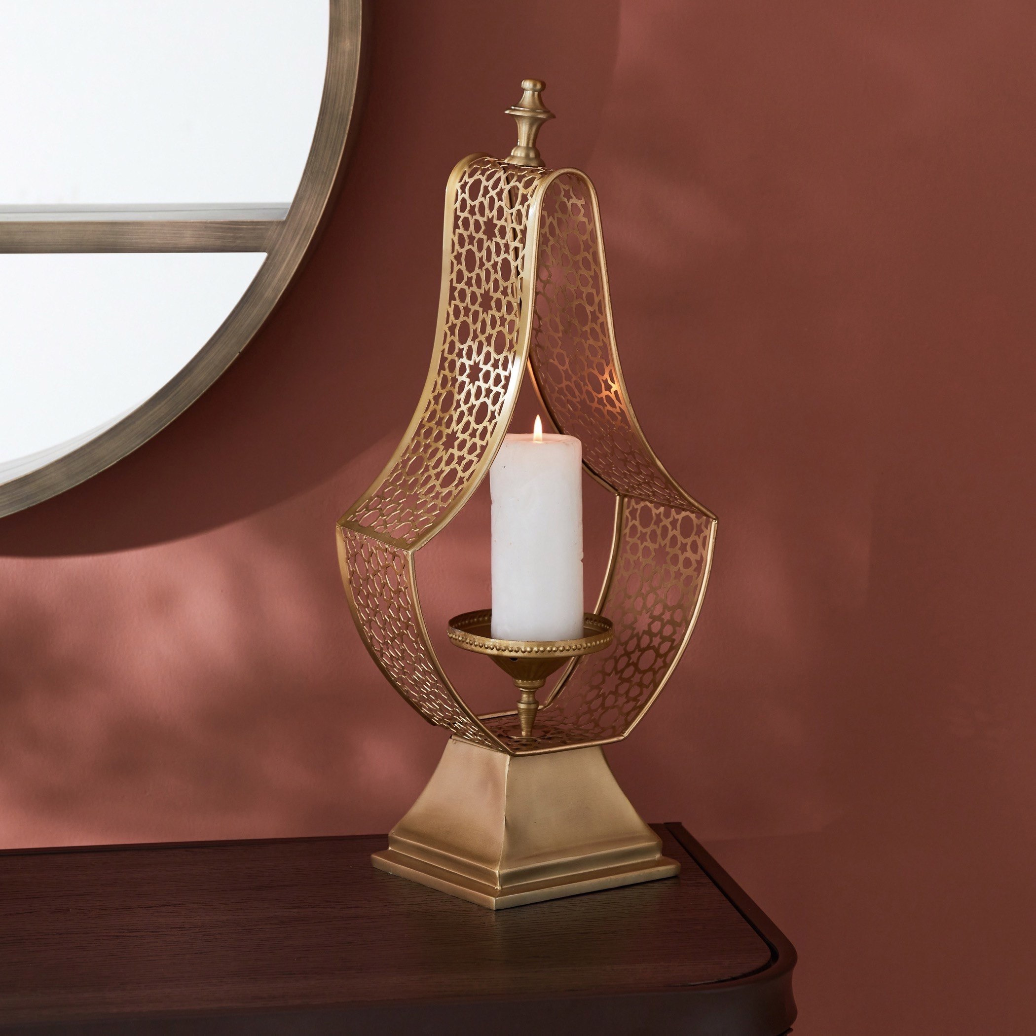 حامل شموع جاروخا معدني من مشربية - 49 سم-hbxlivingroom-decorandaccessories-candleholders-image-1