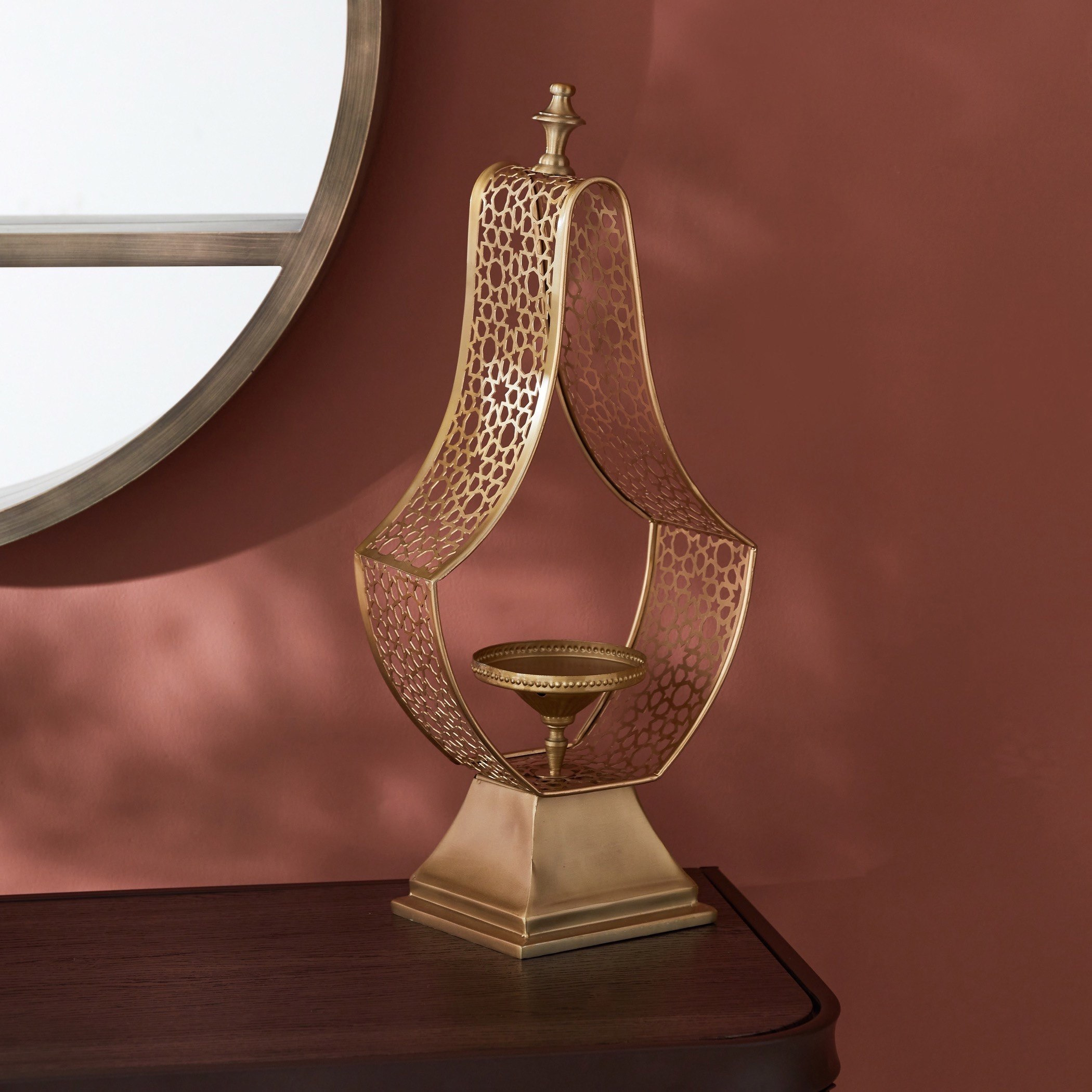 حامل شموع جاروخا معدني من مشربية - 49 سم-hbxlivingroom-decorandaccessories-candleholders-image-2