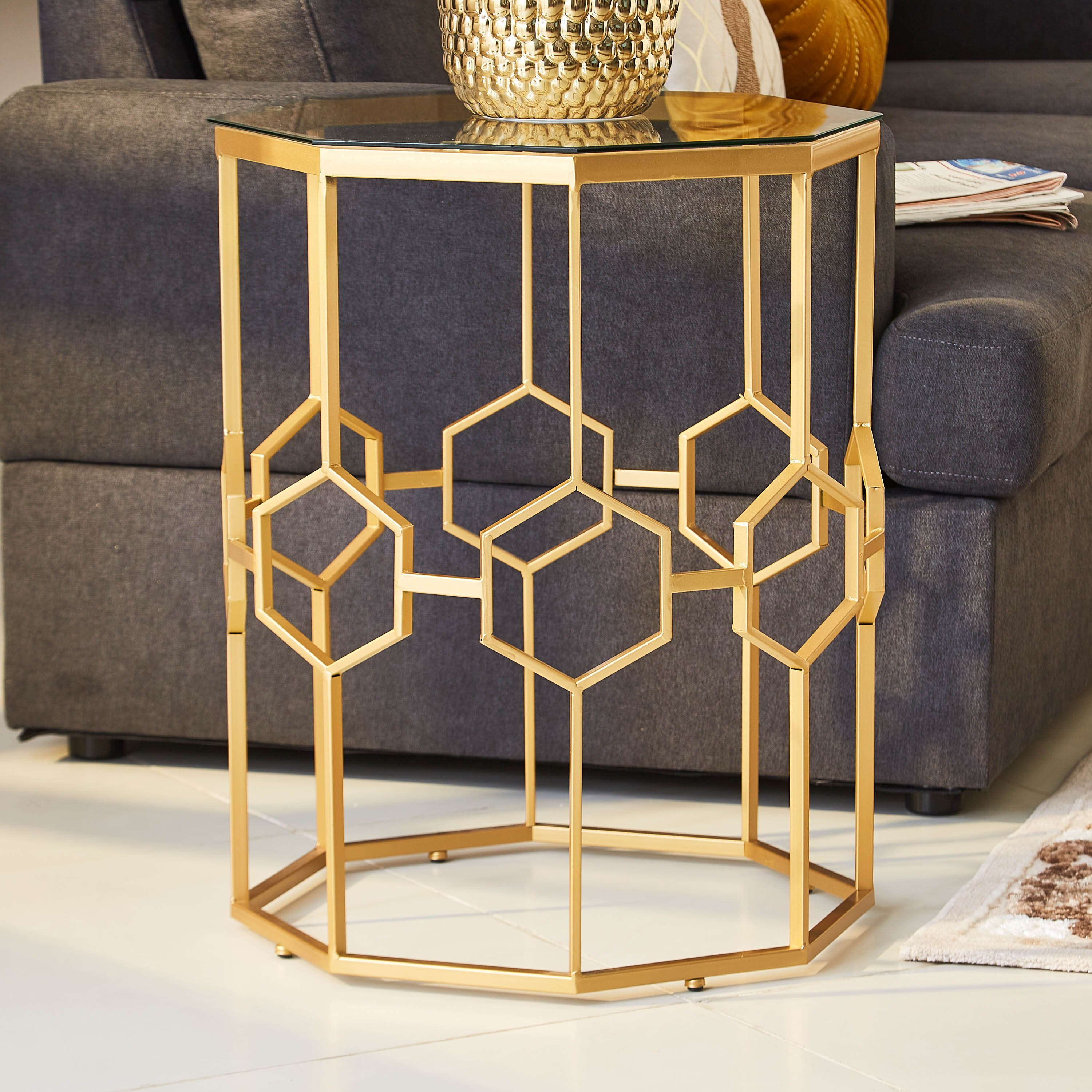 طاولة جانبيّة مستديرة من هاكس-hbxfurniture-livingroom-endtables-image-2