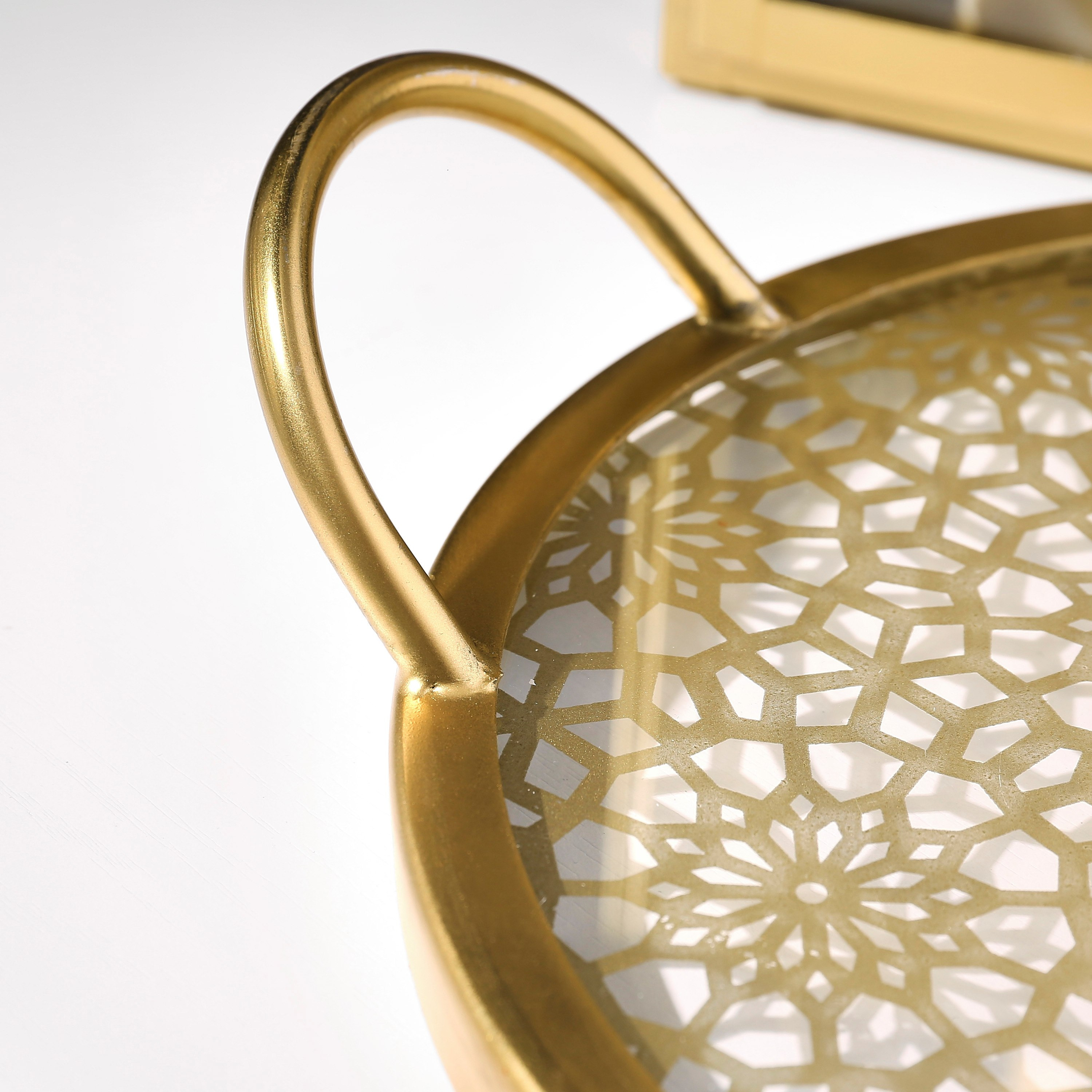 Mashrabiya Inaya Metal Round Tray-hbxhomeware-hbxdecorandfurnishings-image-2