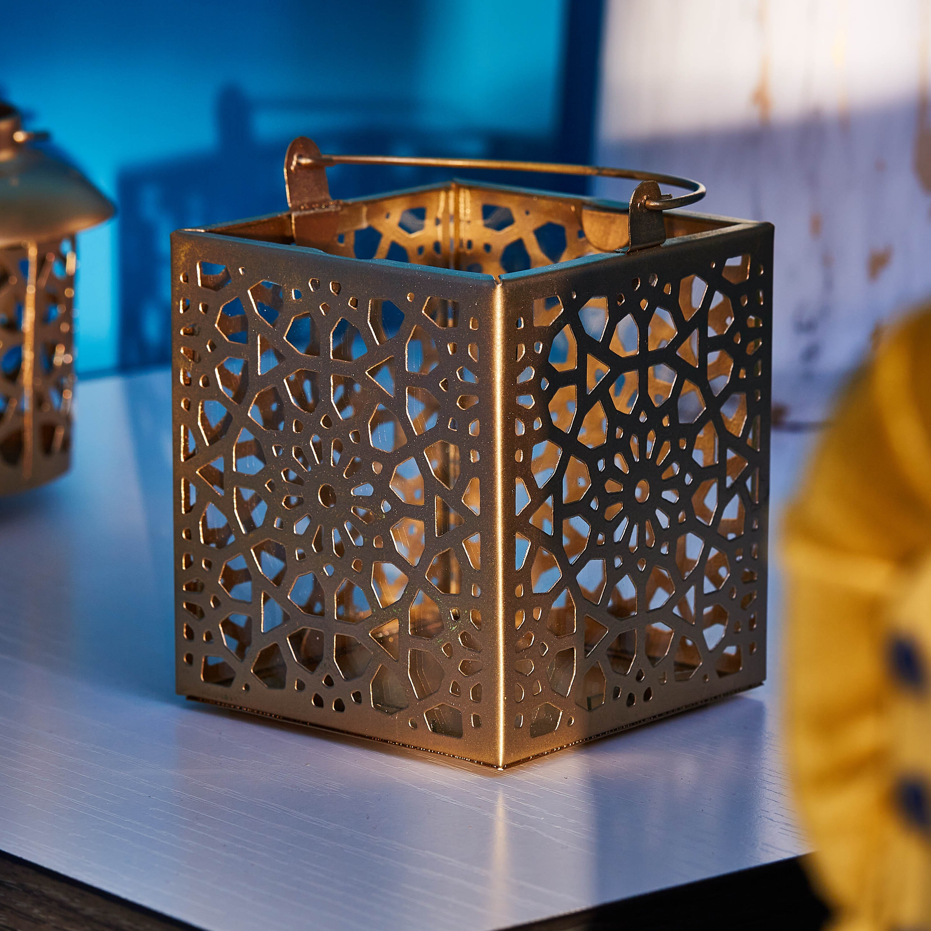 حامل شموع مربع معدني مشربية من كاي-hbxlivingroom-decorandaccessories-candleholders-image-3