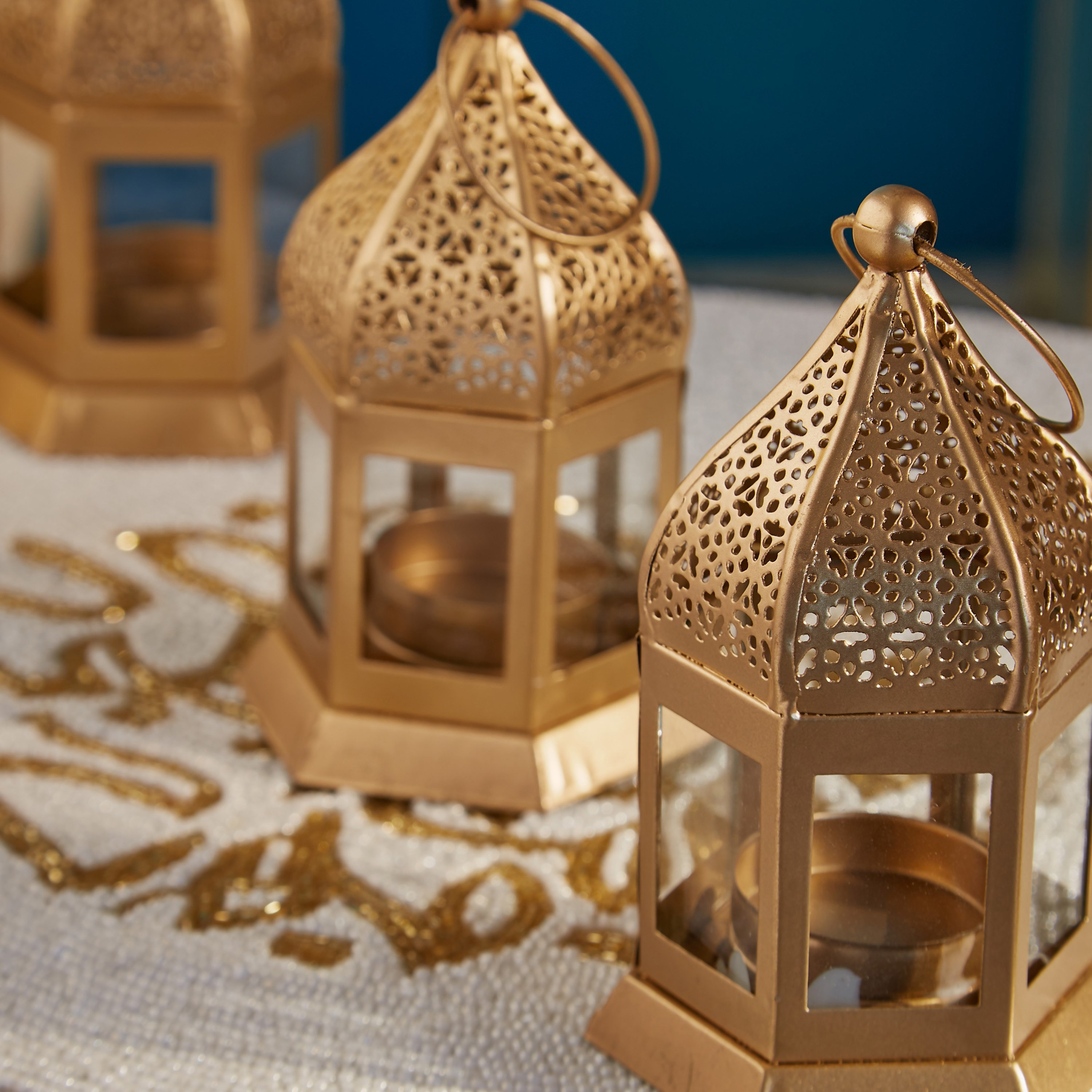 فانوس جالي معدن من كاي - طقم من 3 قطع-hbxdecorandfurnishings-homeaccessories-lanterns-image-3