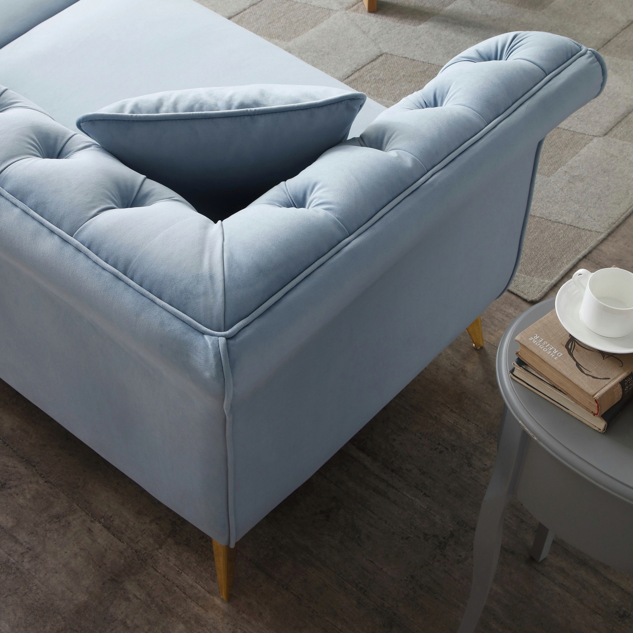 كنبة مخمليّة مقعدين مع وسادتين من أورو-hbxlivingroom-sofasandarmchairs-sofas-image-7