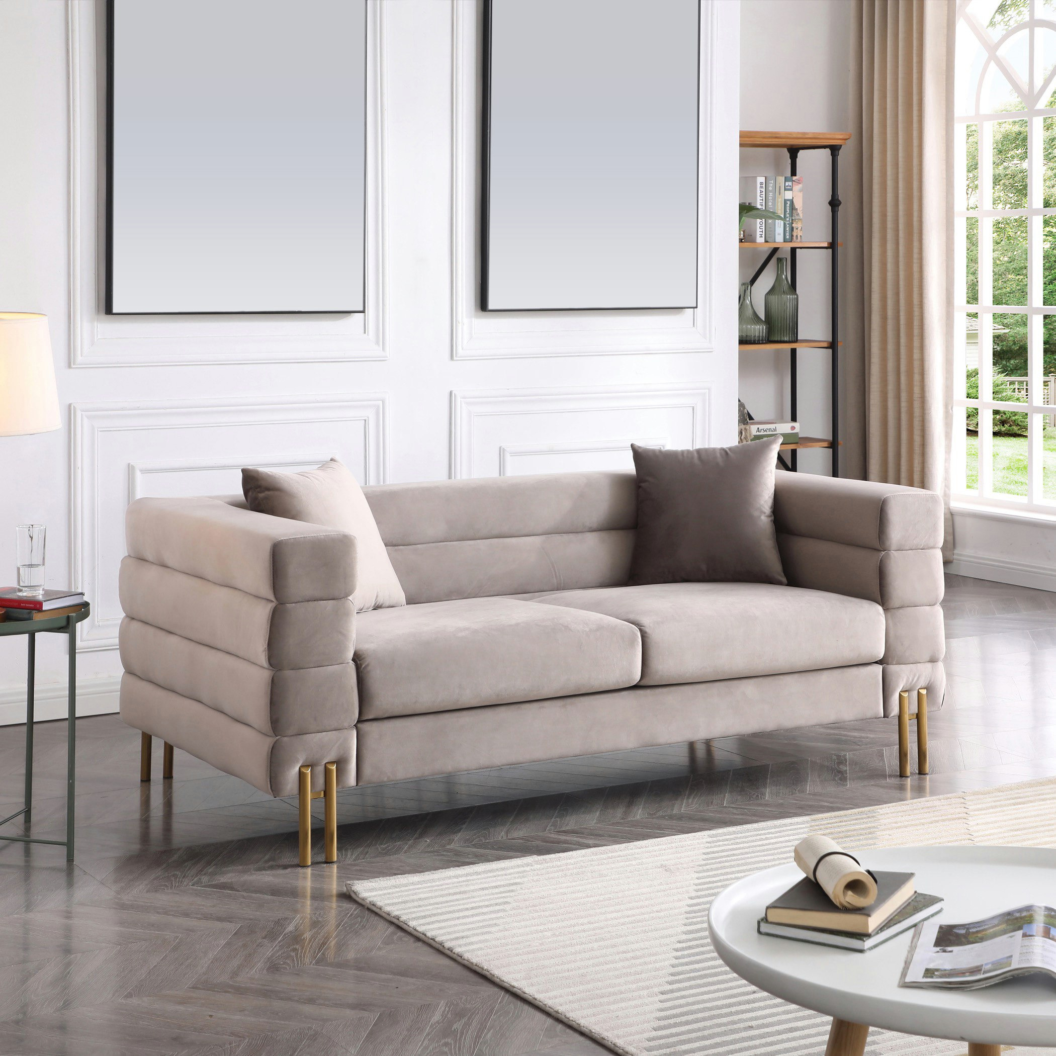 كنبة مخملية مقعدين مع وسادتين من جوديث-hbxlivingroom-sofasandarmchairs-sofas-image-2