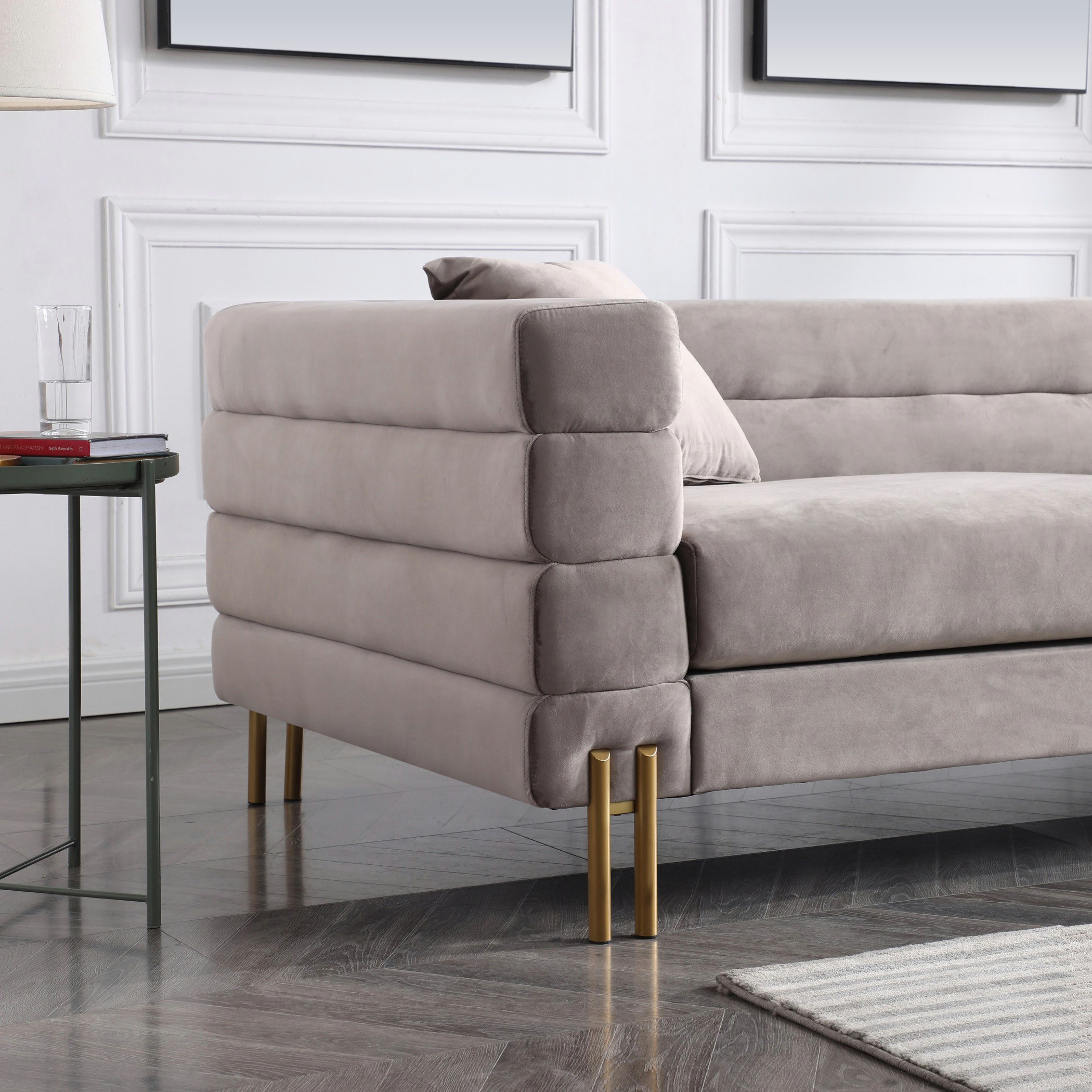 كنبة مخملية مقعدين مع وسادتين من جوديث-hbxlivingroom-sofasandarmchairs-sofas-image-5