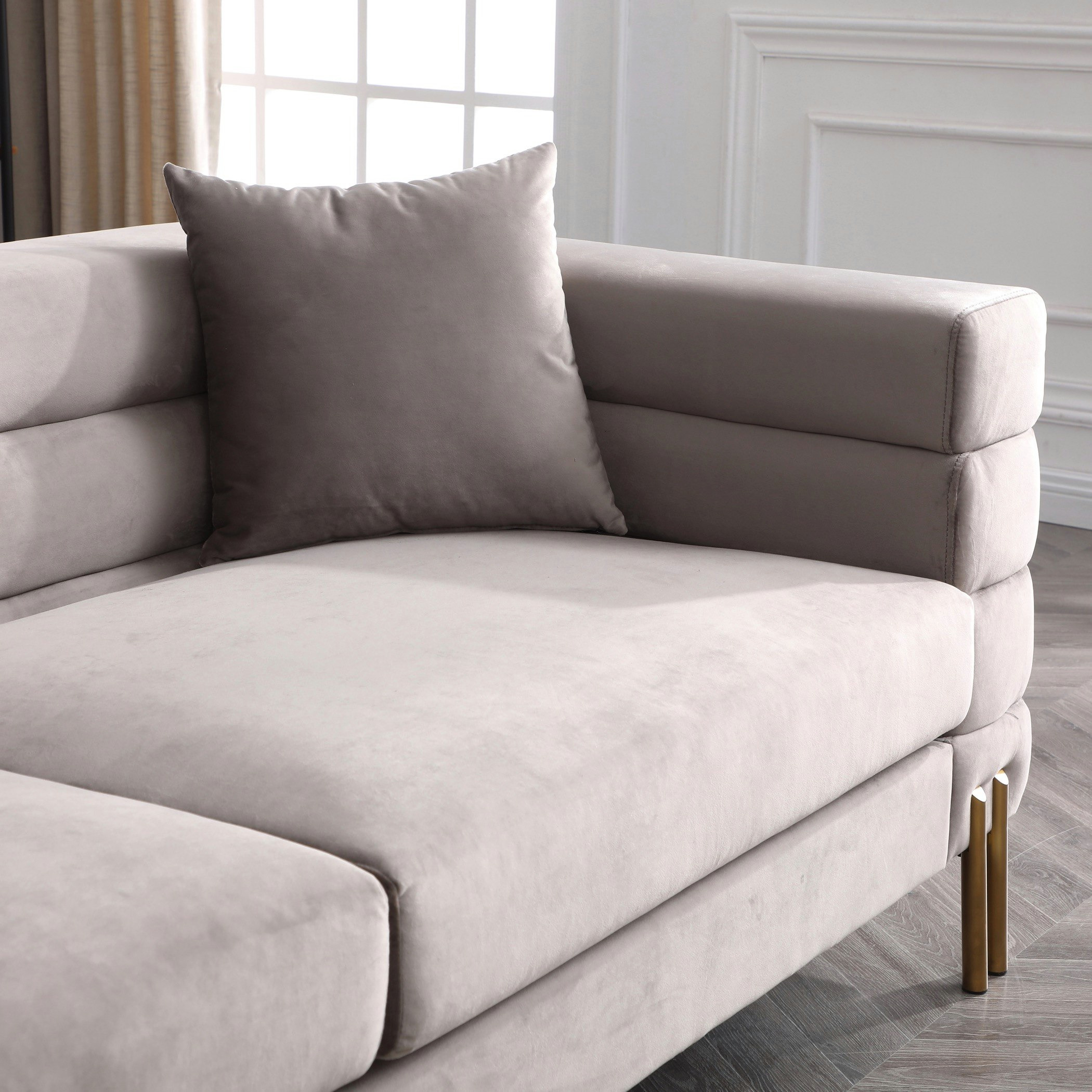 كنبة مخملية مقعدين مع وسادتين من جوديث-hbxlivingroom-sofasandarmchairs-sofas-image-6