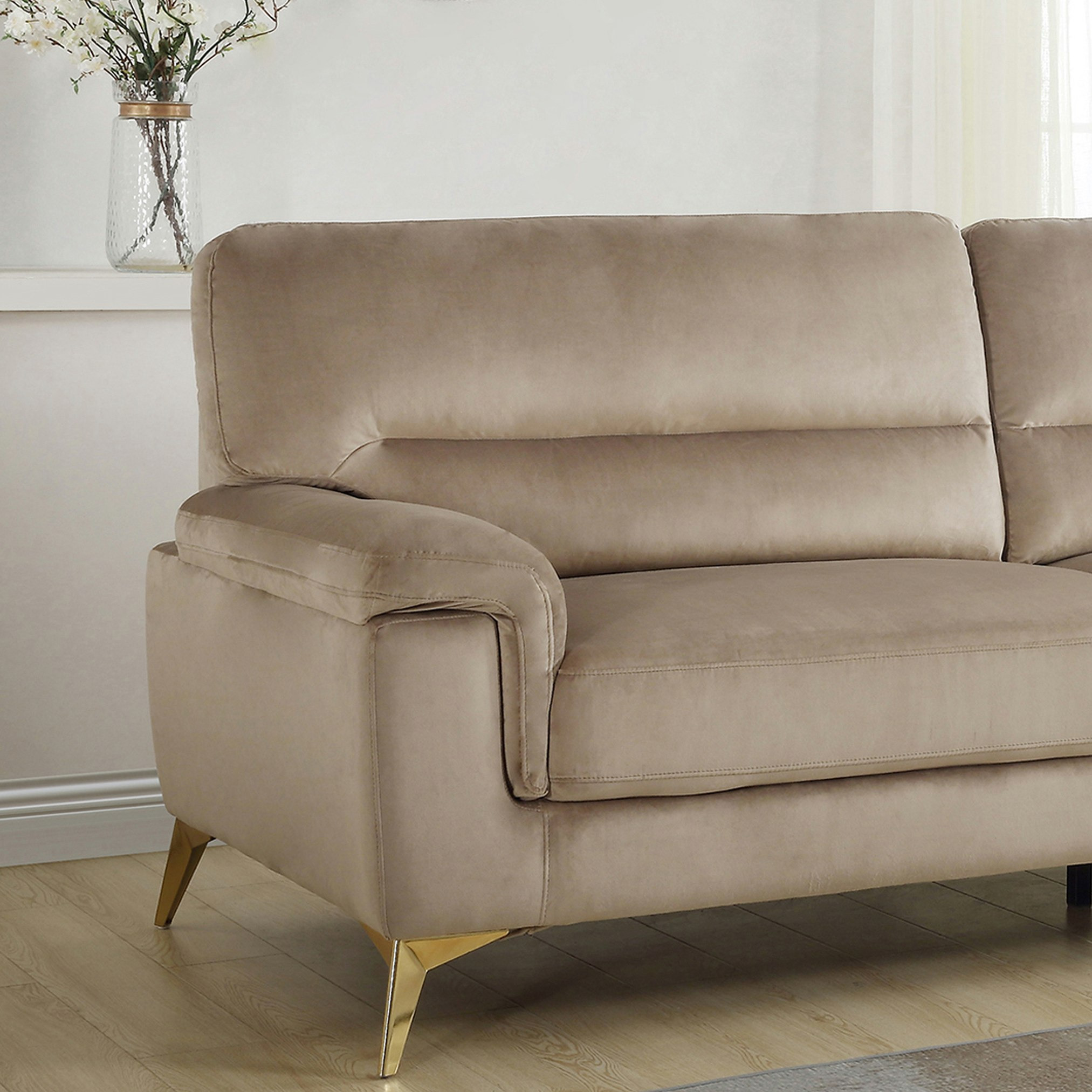 كنبة مخمليّة 3 مقاعد من أكسيوم-hbxlivingroom-sofasandarmchairs-sofas-image-2