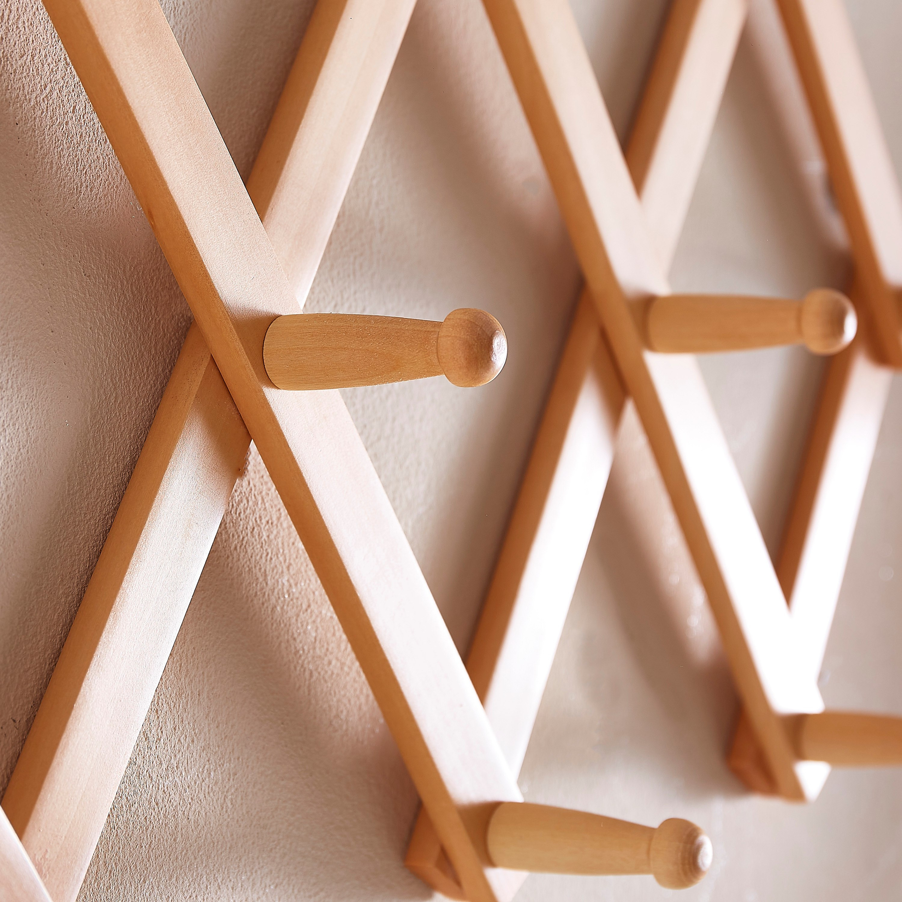 علّاقة حائط خشبية قابلة للمد من فورست-hbxhomeware-bathandlaundry-clothesdryingracks-image-2