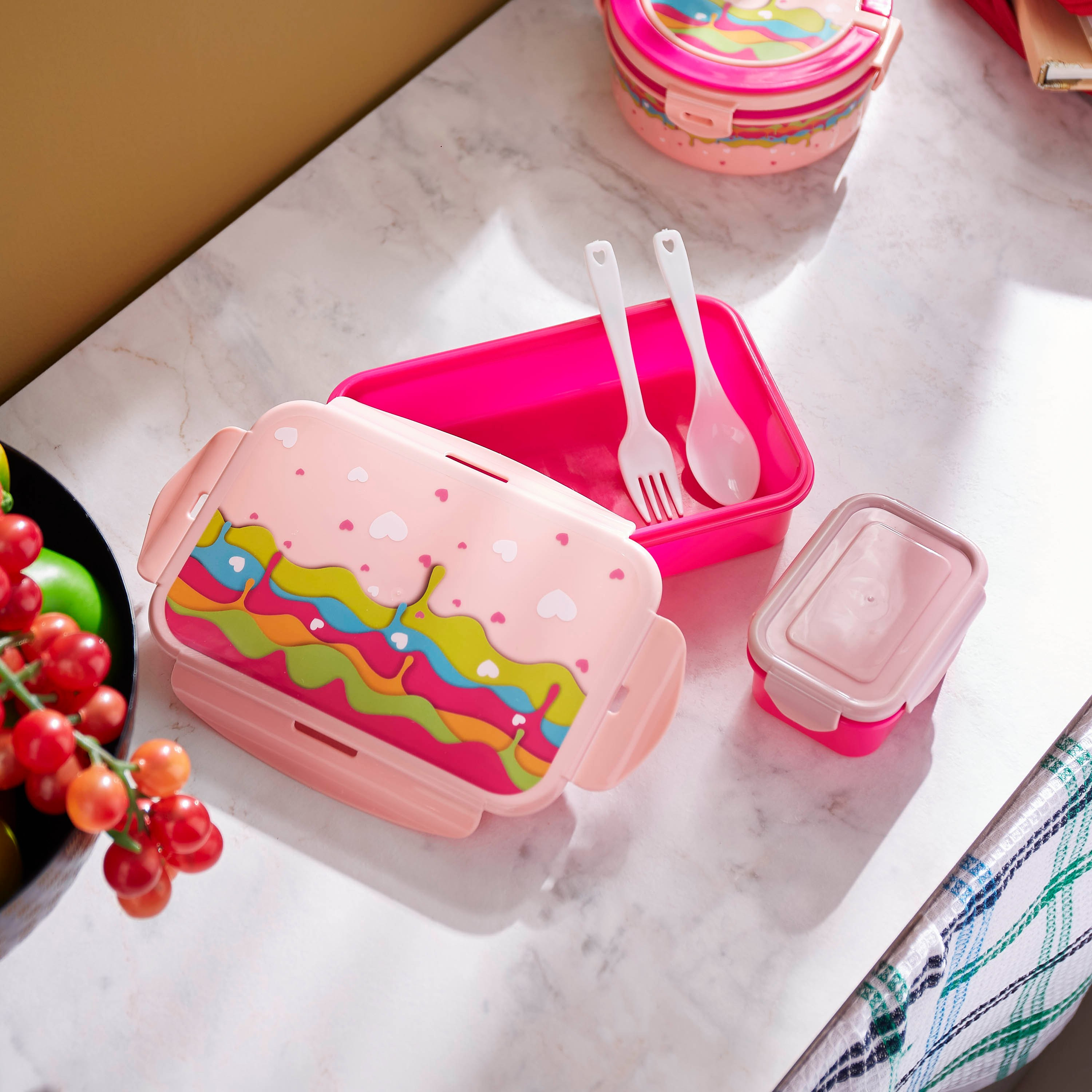 طقم صندوق غداء 4 قطع من جالاكسي - 950 مل-hbxhomeware-hbxkidsandyouth-image-2
