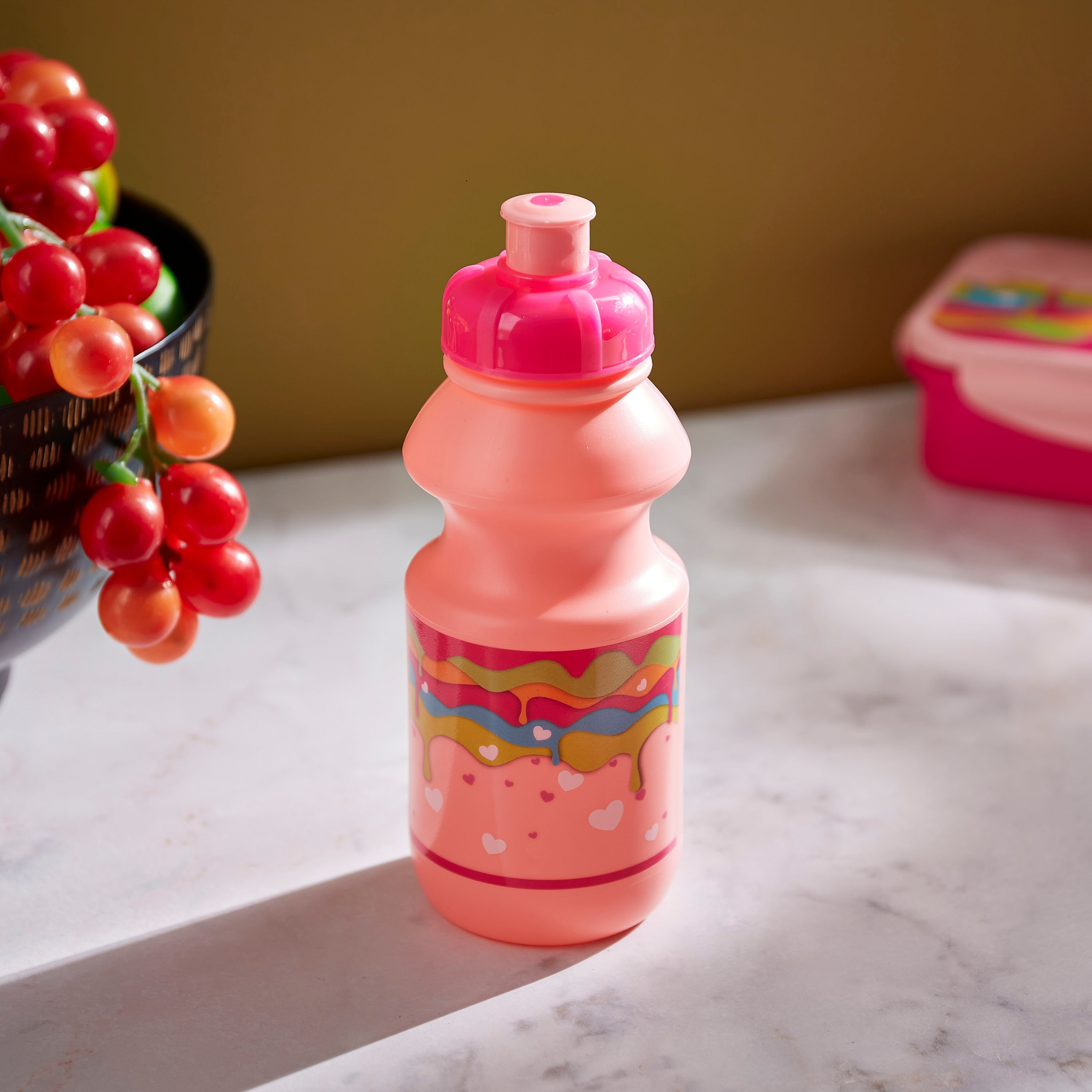 قارورة رياضية مقاومة للتسرب من هارت جارلاند- 425 مل-hbxhomeware-hbxkidsandyouth-image-1