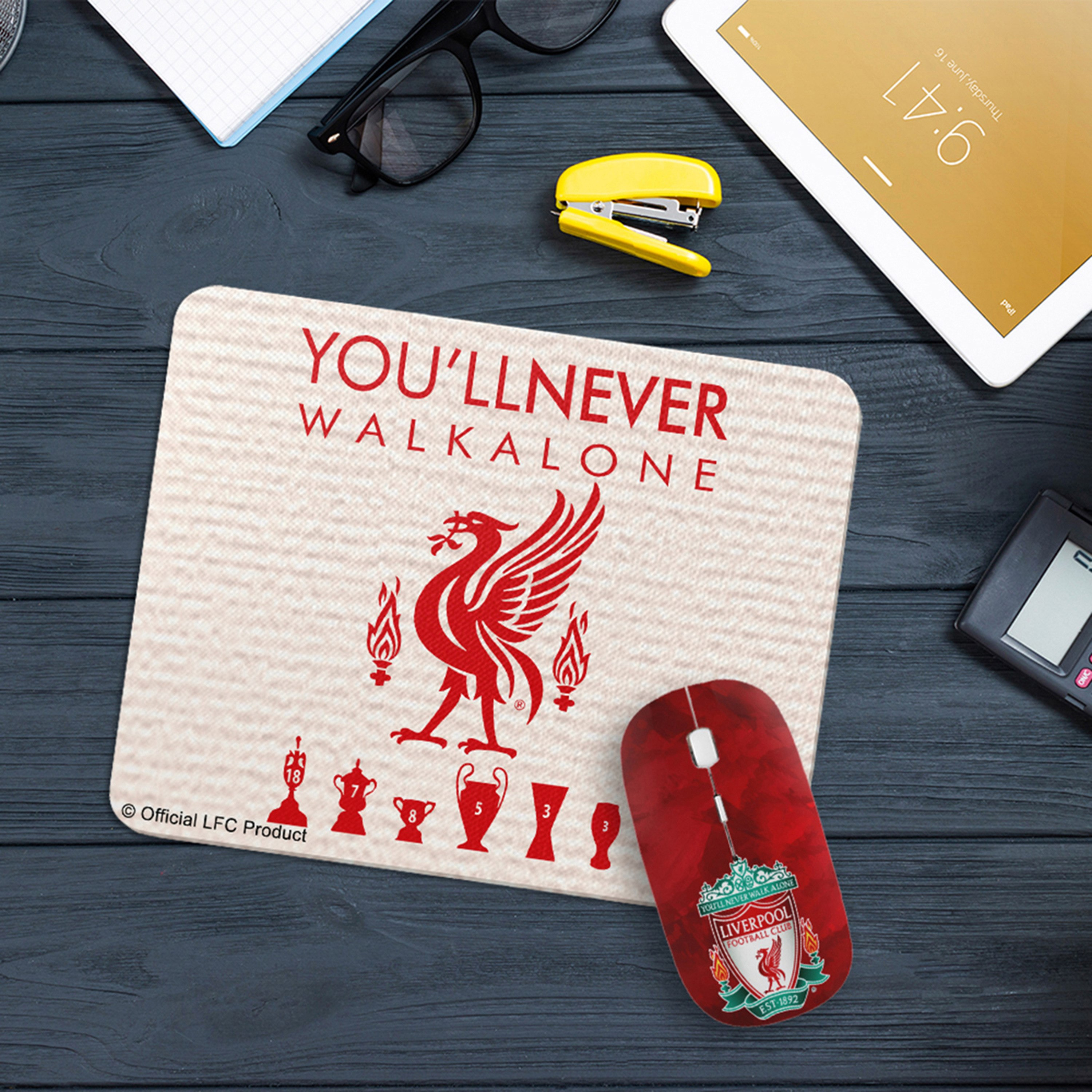 طقم لوحة ماوس بطبعات نادي ليفربول وماوس لاسلكي 2.4 جيجا هرتز من تريندي-hbxhomeware-hbxkidsandyouth-image-1