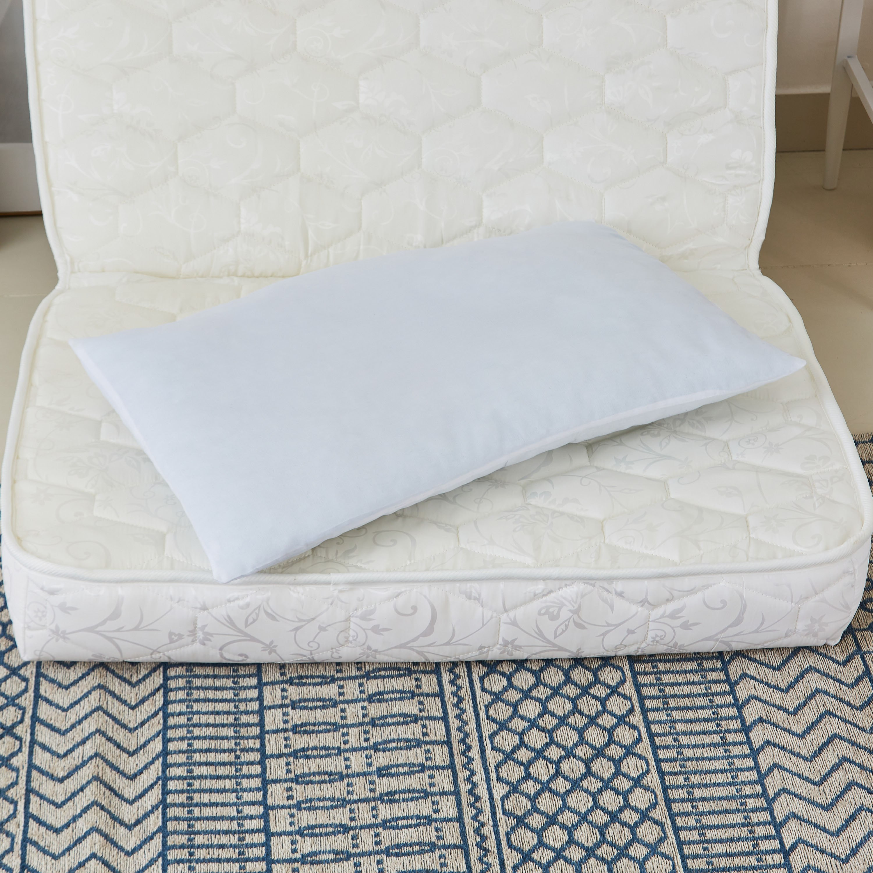 مرتبة ثلاثية الطي للضيف / السفر مع وسادة من ليبرتي - 90x180x10 سم-hbxfurniture-bedroom-mattresses-single-image-6
