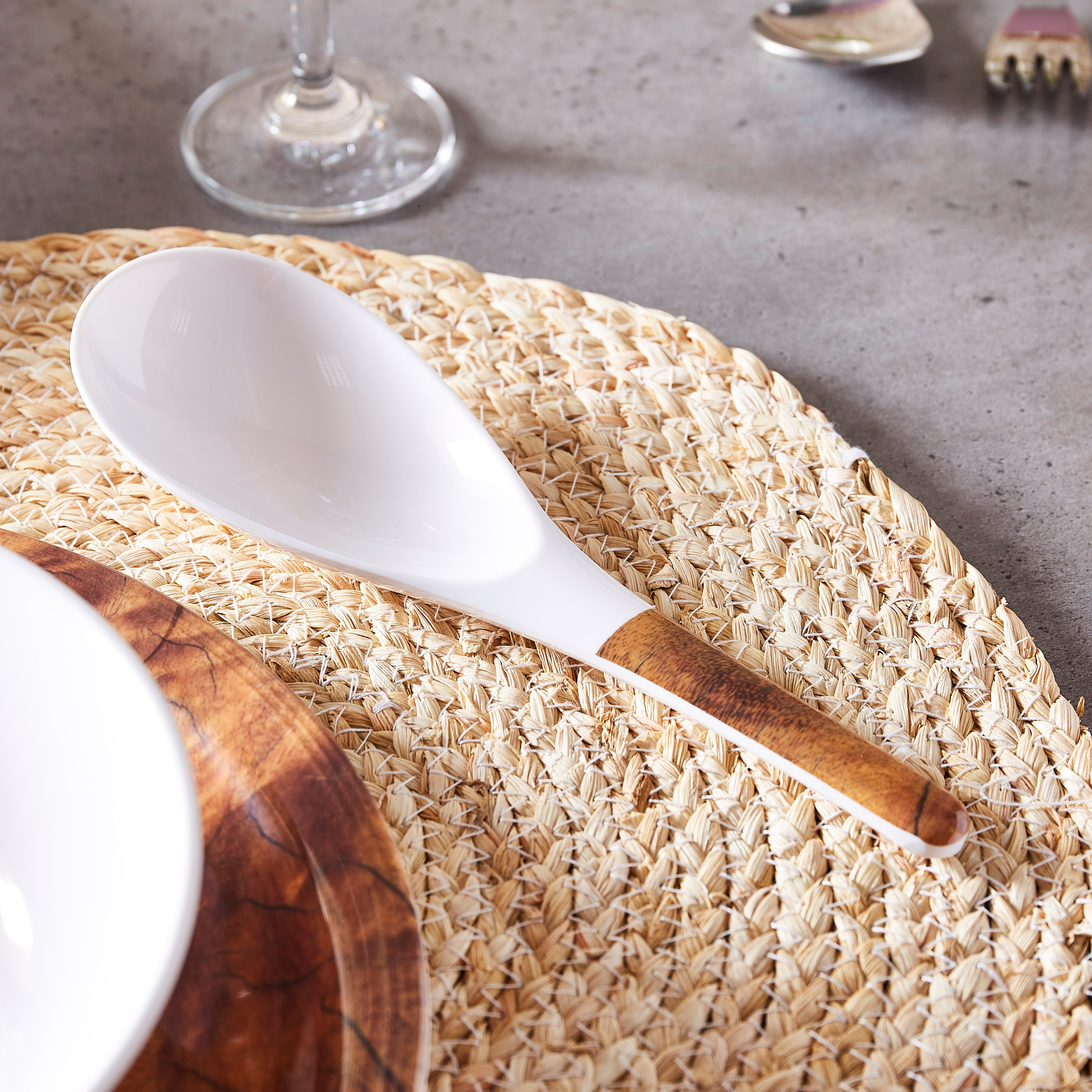 ملعقة تقديم من ناتشر لايف - 20 سم-hbxdecorandfurnishings-tabletop-crockery-image-1