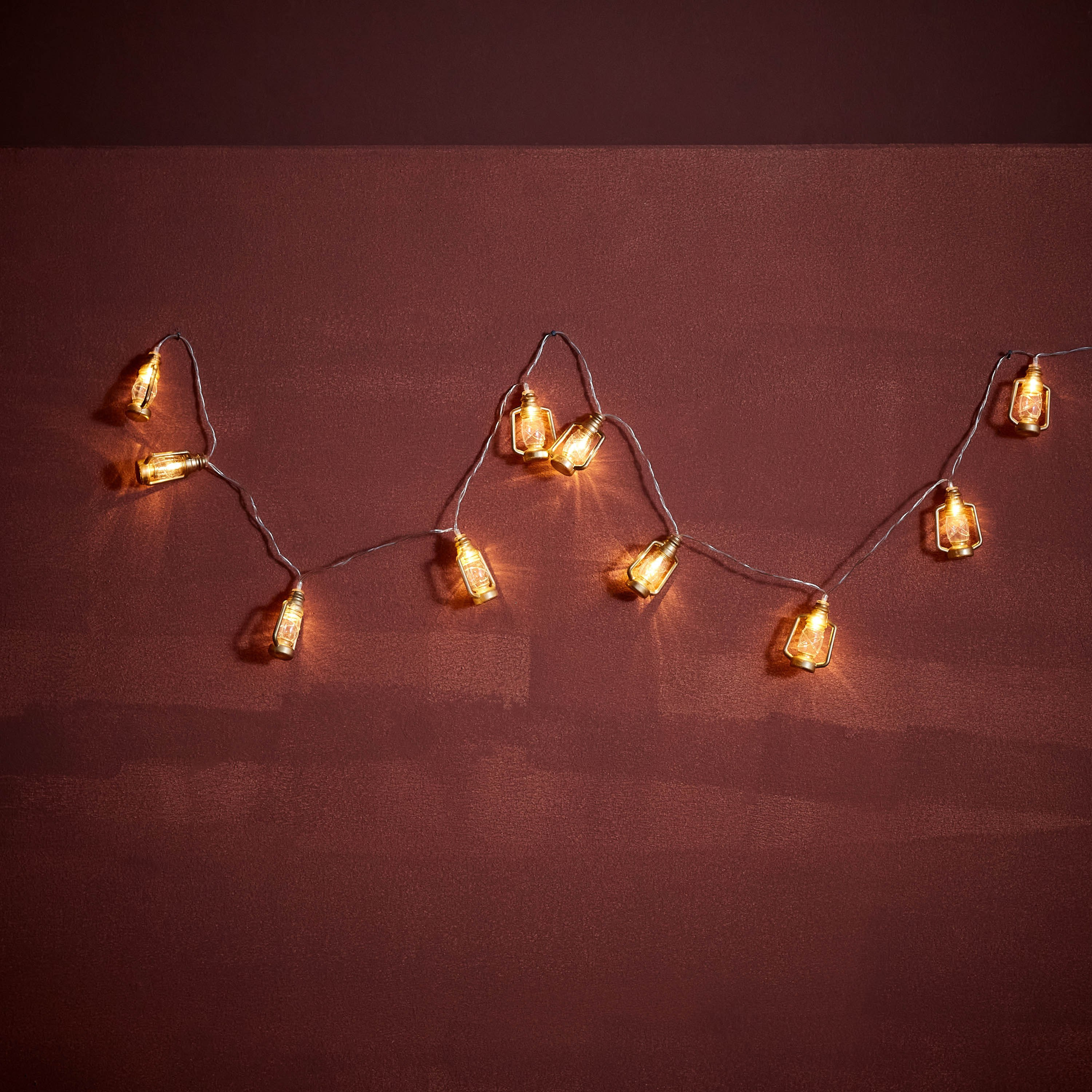 شريط إضاءة بـ10 لمبات إل إي دي بتصميم فانوس من أورلا - 165 سم-hbxdiningroom-lighting-decorativesandstringlights-image-1