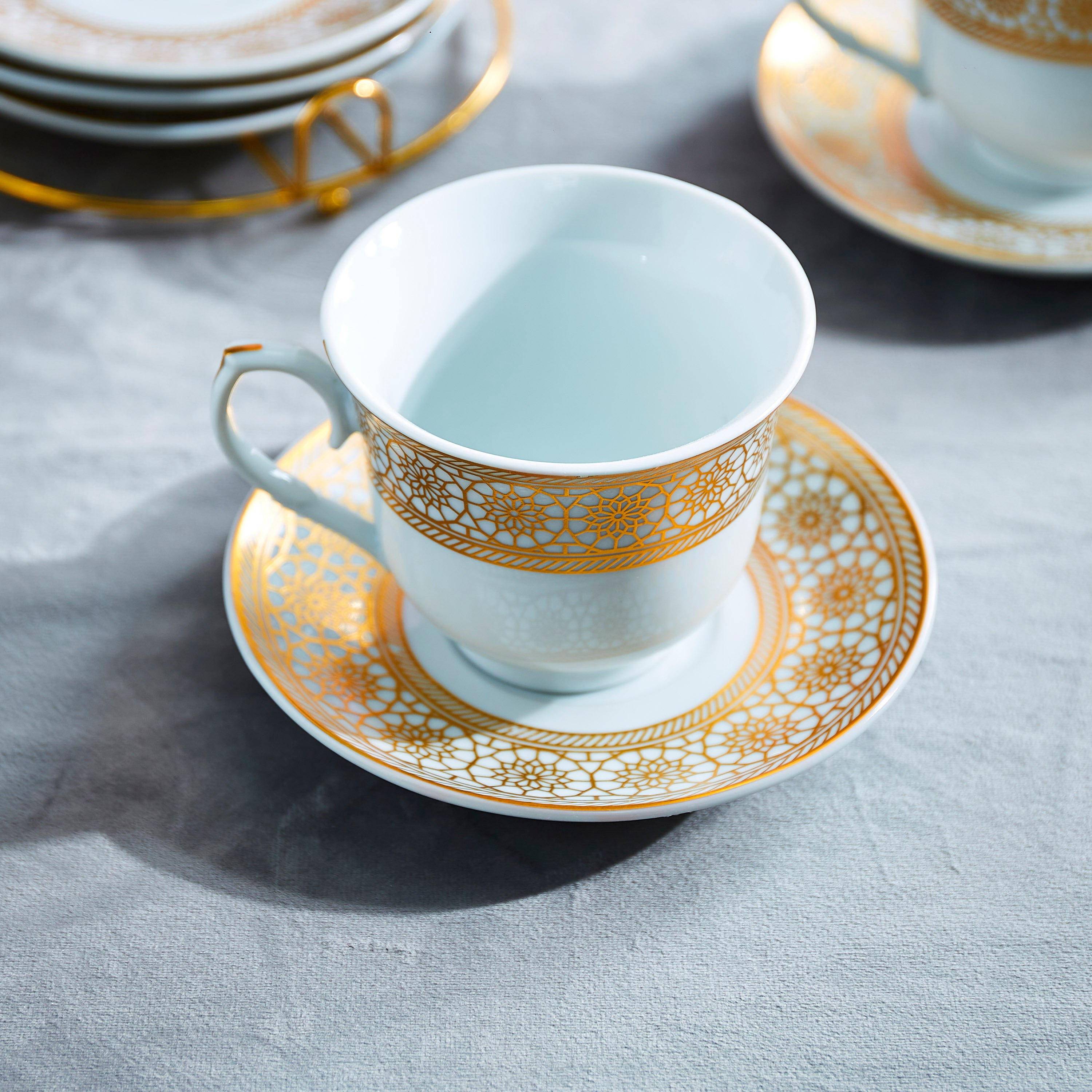طقم صحون وفناجين 13 قطعة بحامل من مشربية-hbxhomeware-hbxkitchen-image-2