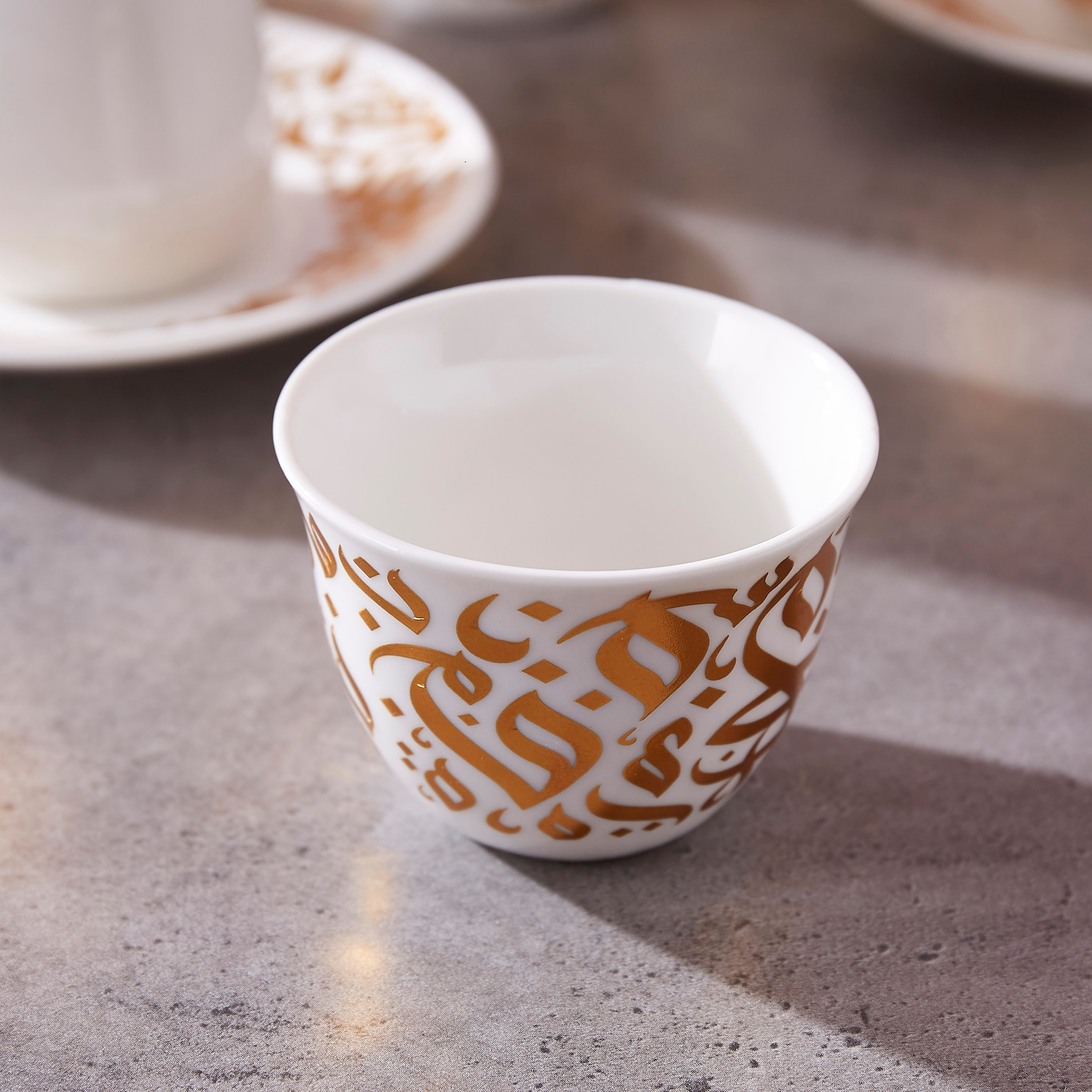 طقم استكان وقهوة بطبعات كاليجرافي- 18 قطعة-hbxhomeware-hbxkitchen-image-3